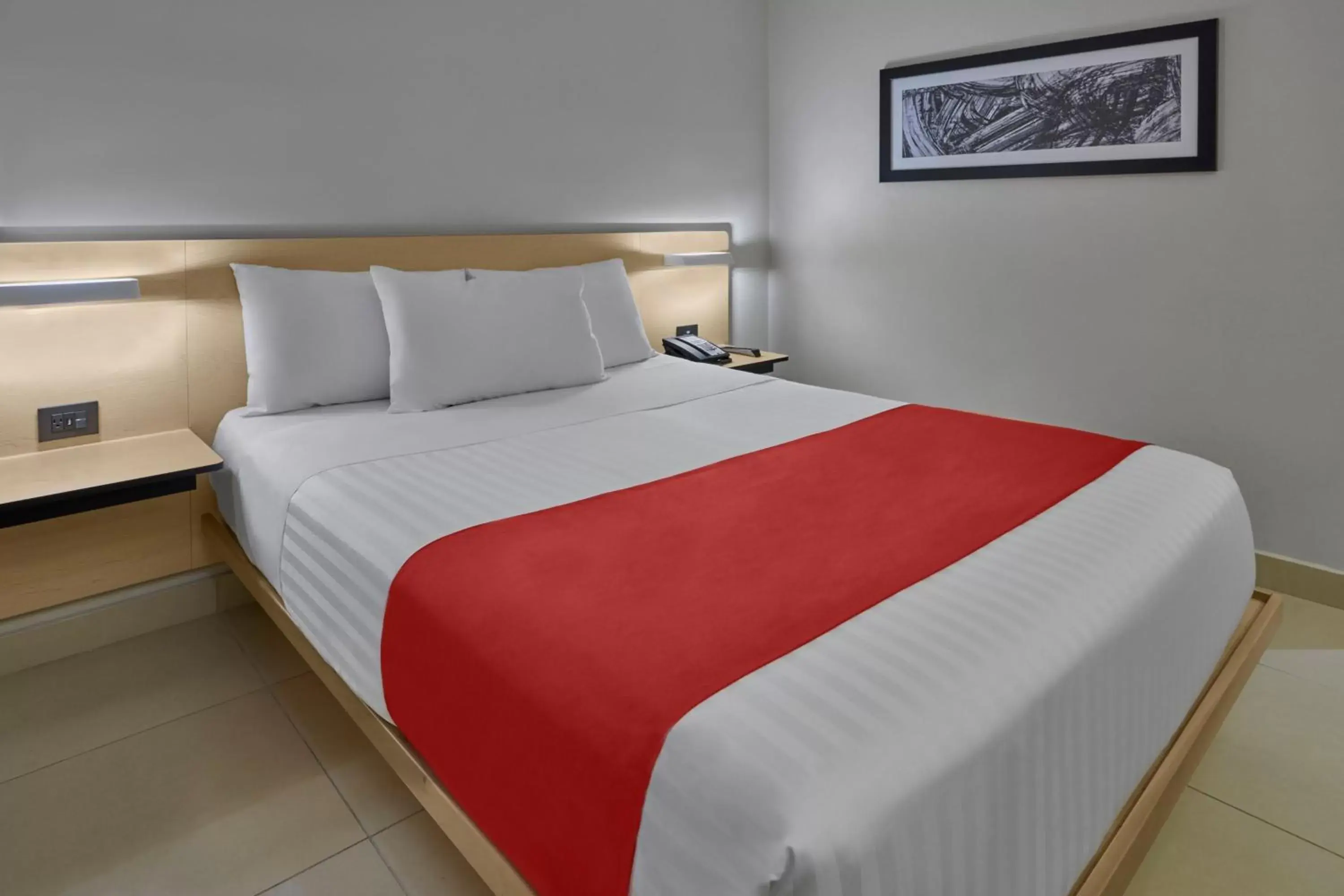 Photo of the whole room, Bed in City Express by Marriott Los Mochis