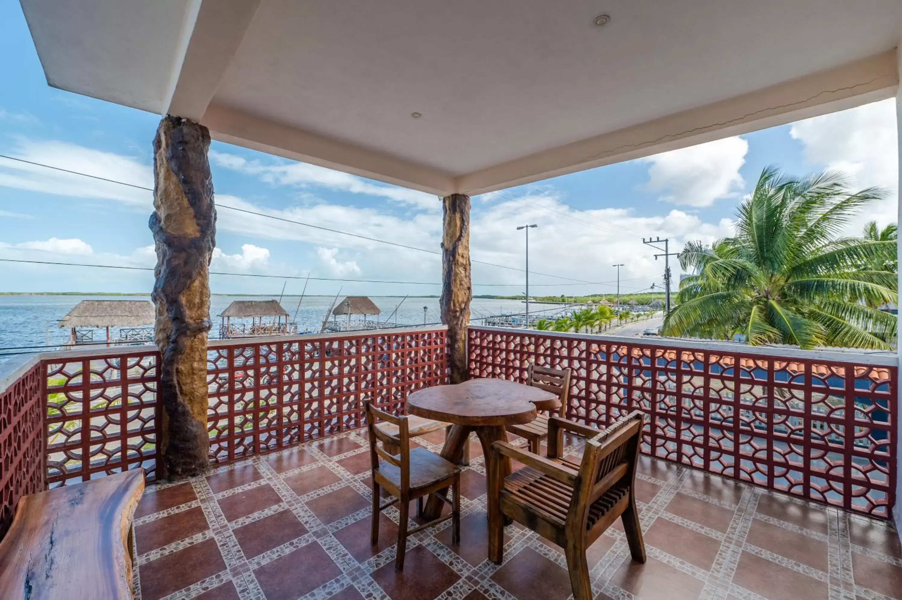 River view, Balcony/Terrace in Posada El Perico Marinero