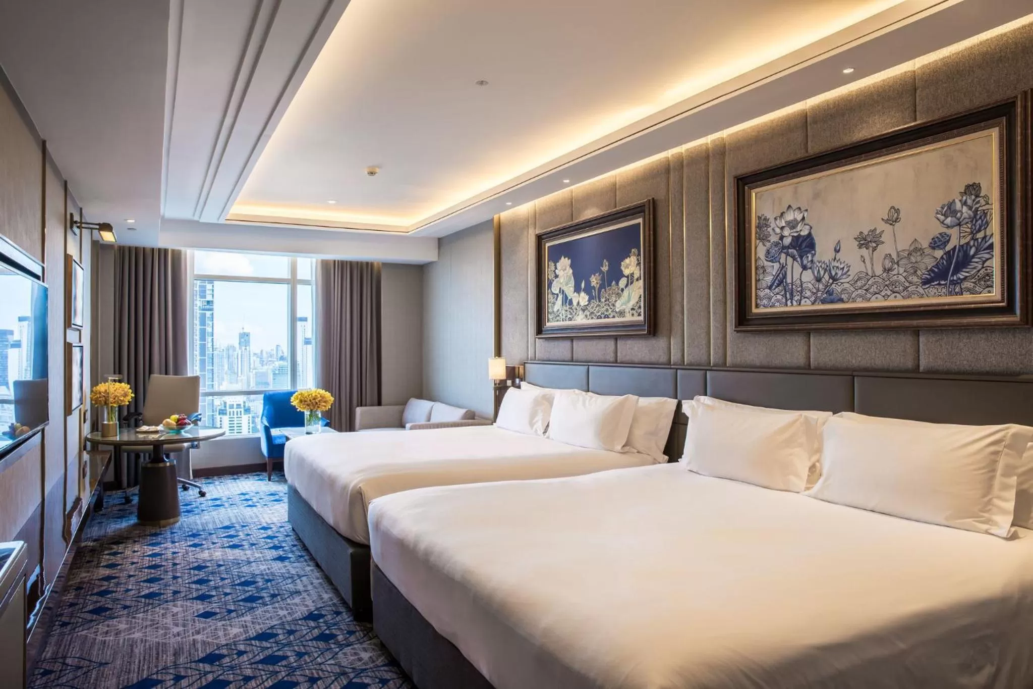 Photo of the whole room, Bed in Centara Grand At CentralWorld
