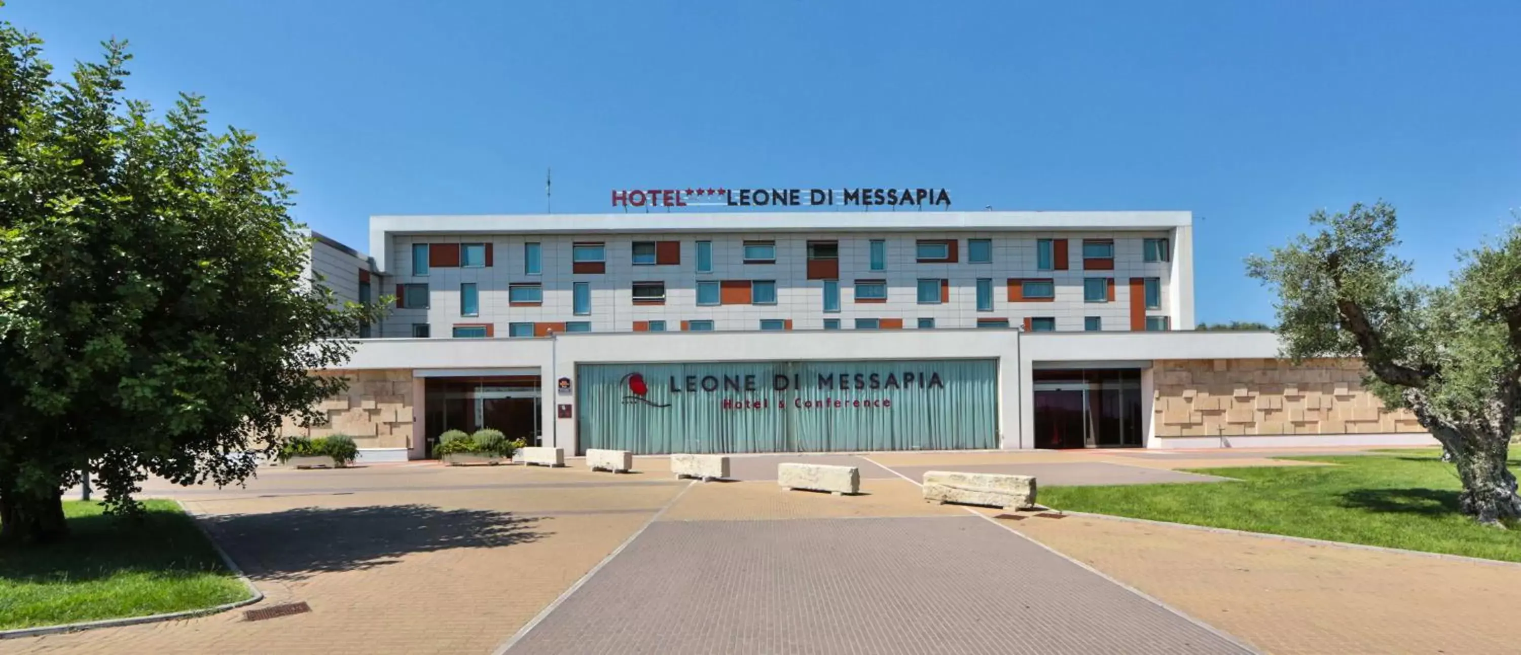 Property Building in Best Western Plus Leone di Messapia Hotel & Conference