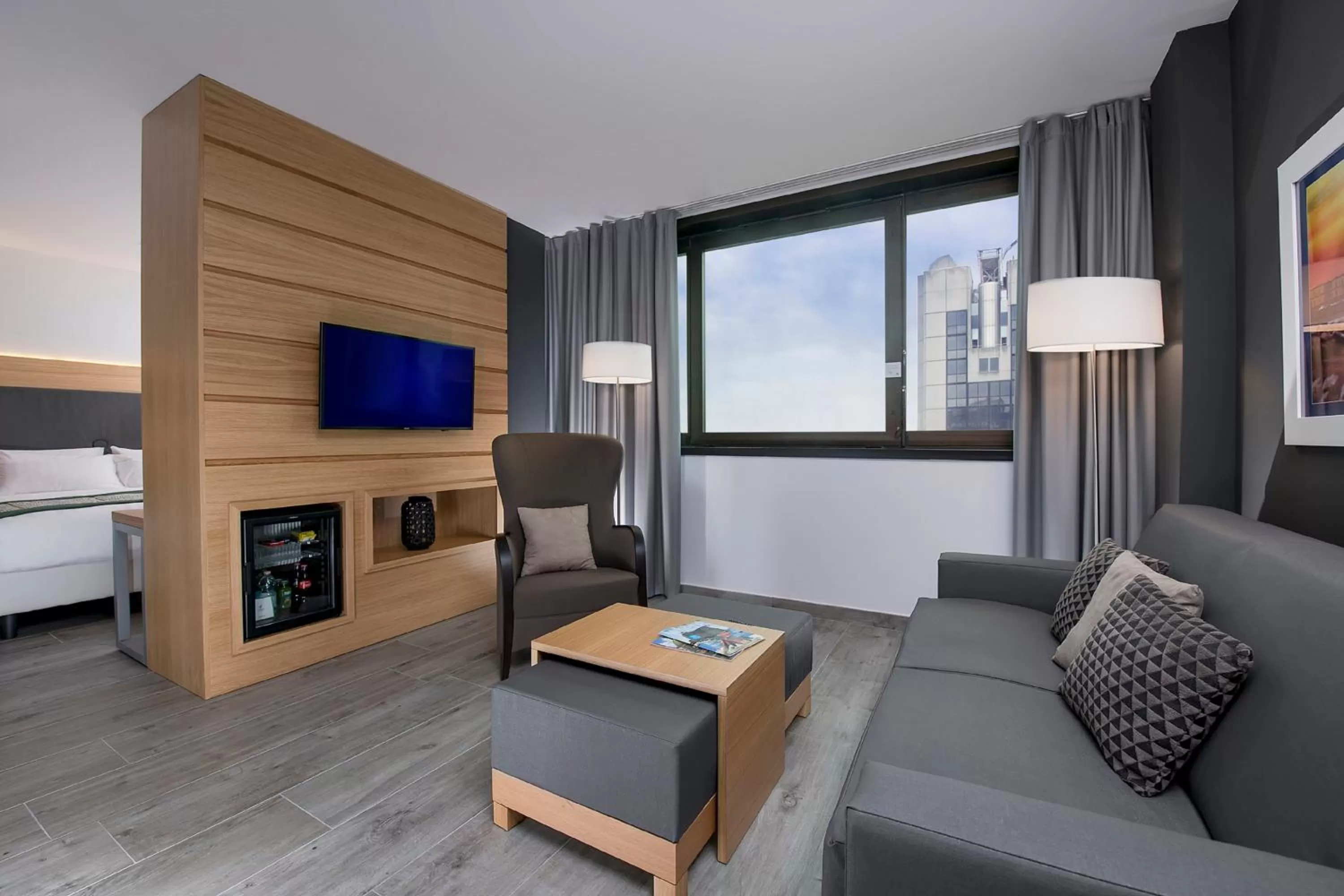 Photo of the whole room, Bed in Holiday Inn Naples by IHG