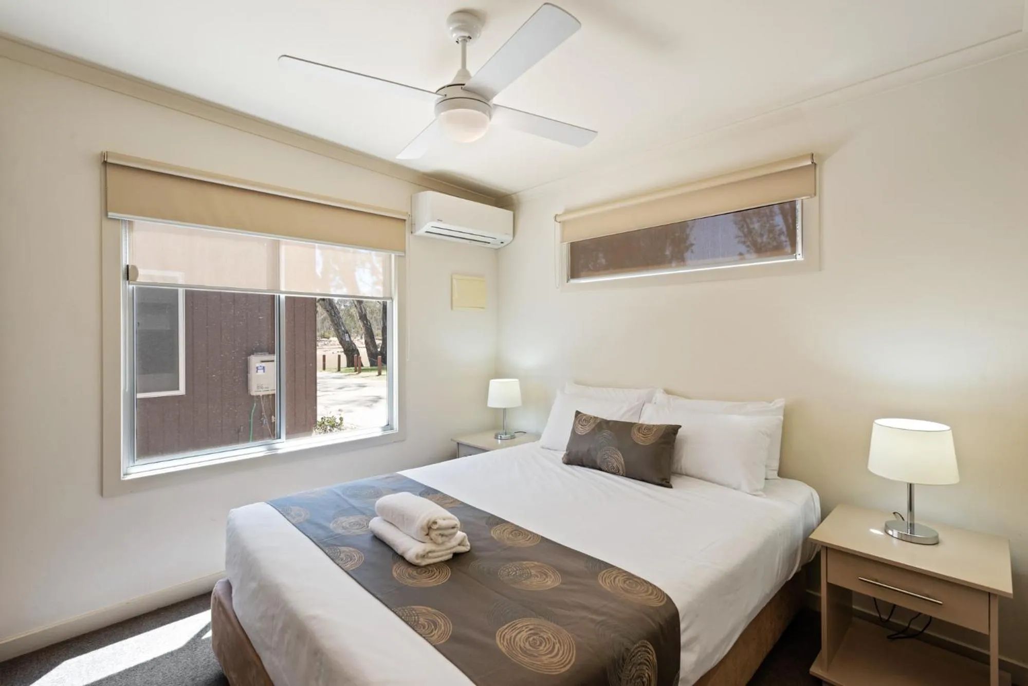 Bedroom, Bed in Discovery Parks - Maidens Inn Moama