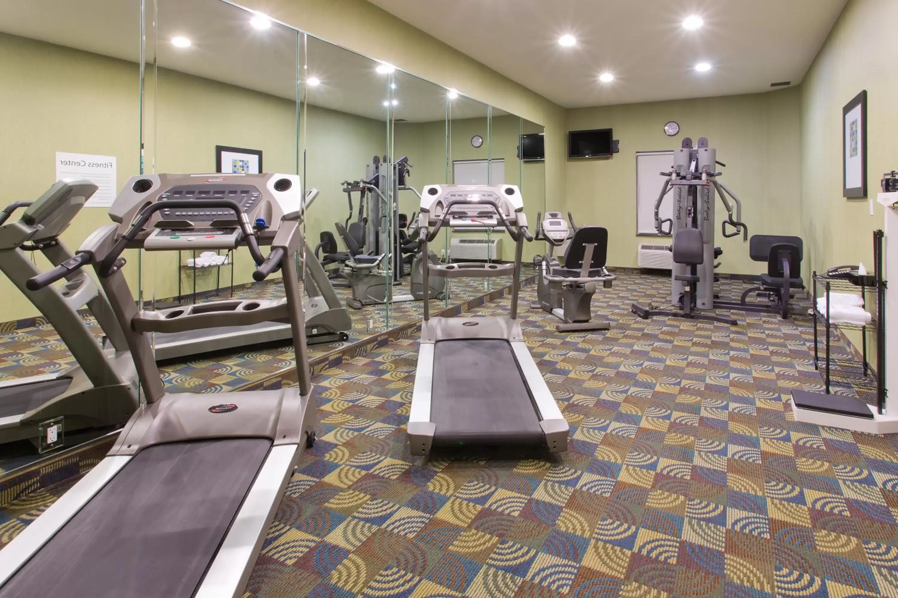 Fitness centre/facilities, Fitness Center/Facilities in Holiday Inn Express Hotel & Suites Alvarado, an IHG Hotel