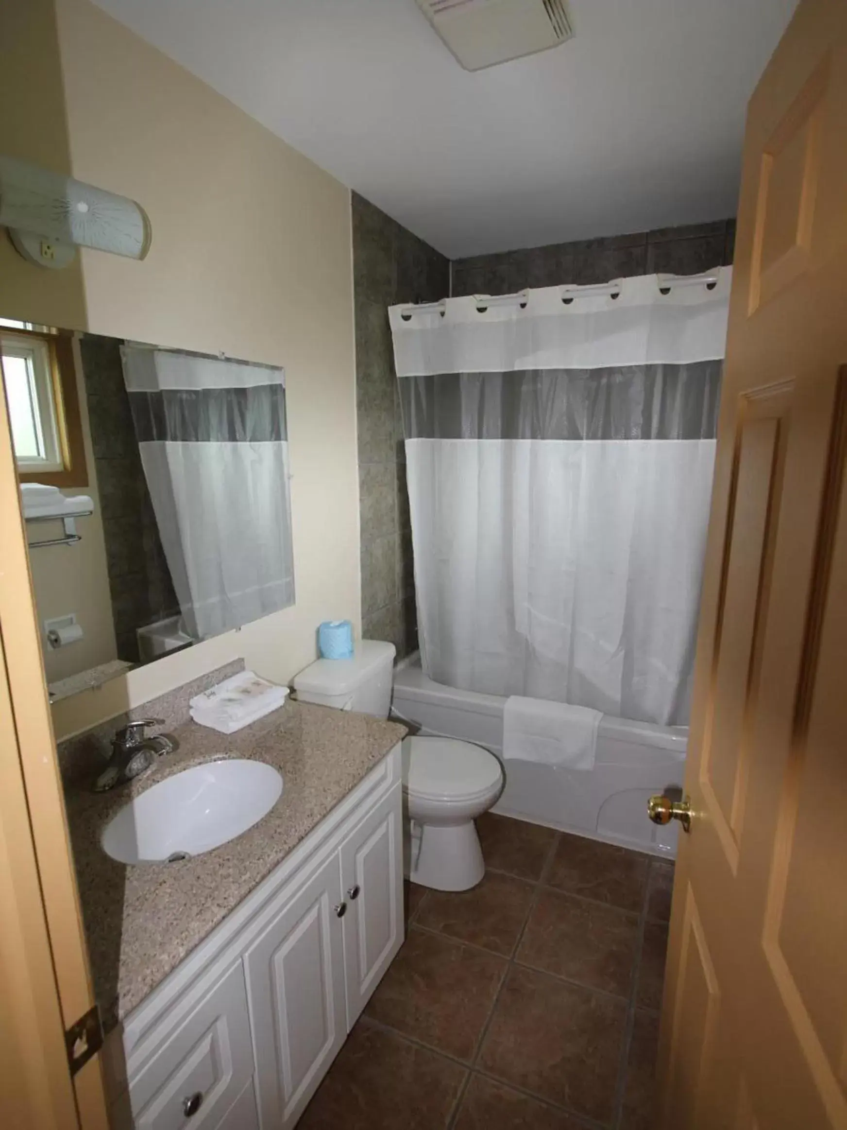 Bathroom in Masterson's Motel