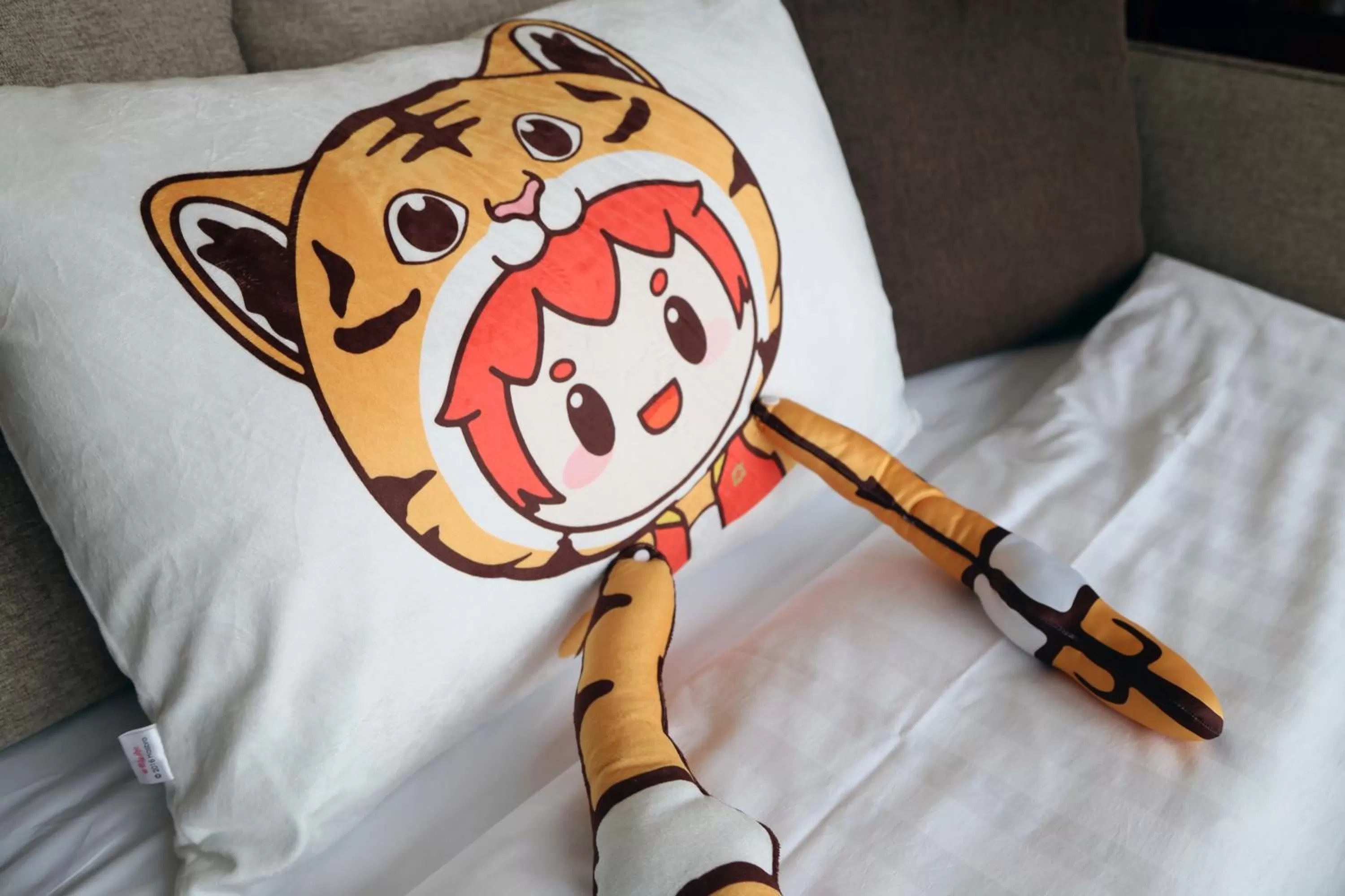 children, Bed in Pudong Shangri-La, Shanghai