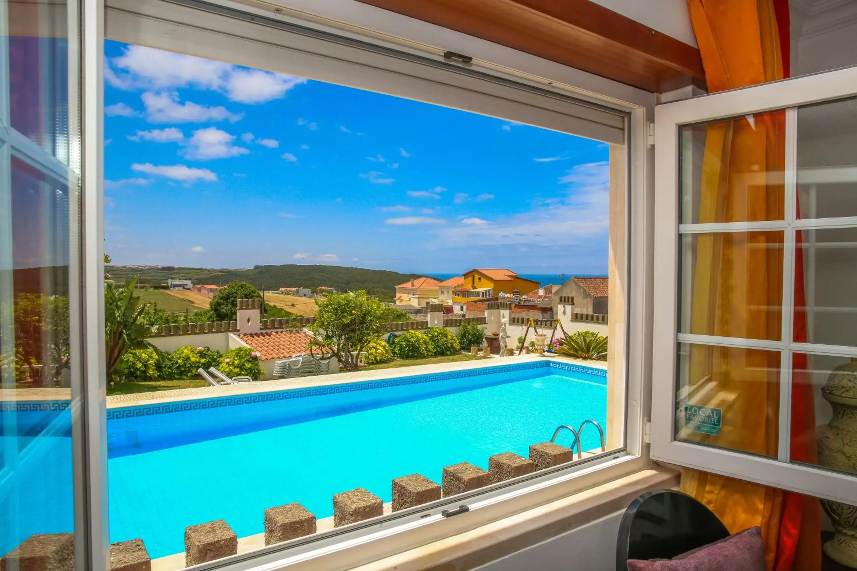 Day, Pool View in Pata da Gaivota Boutique House