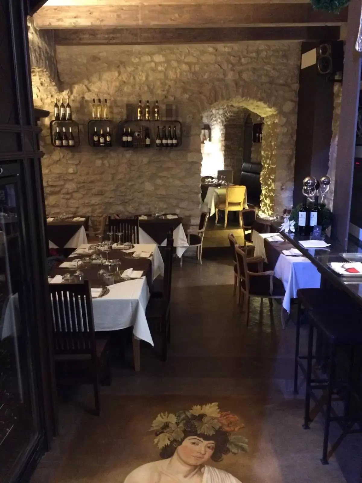 Restaurant/Places to Eat in La Portella