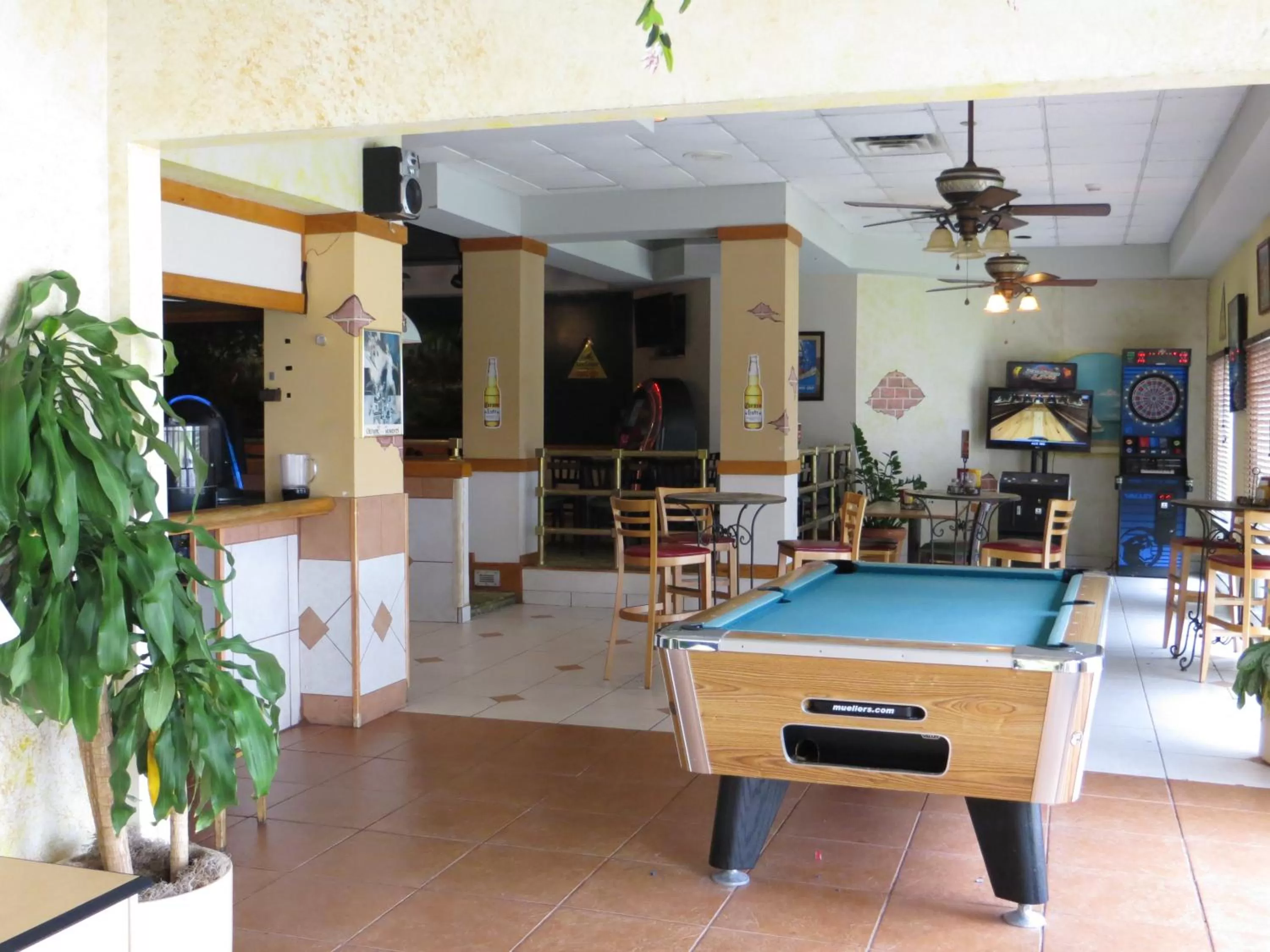 Billiard in Maingate Lakeside Resort