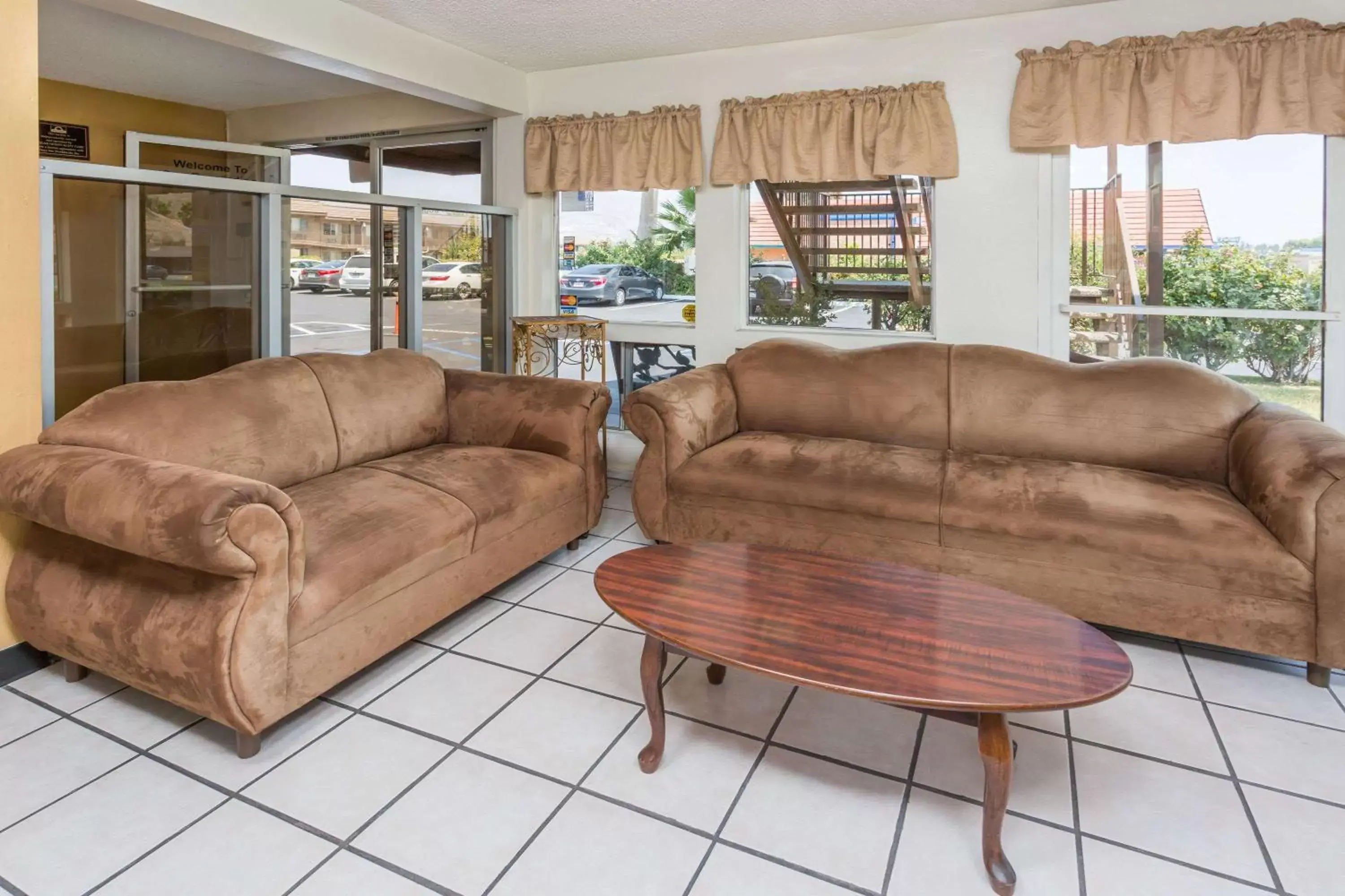 Lobby or reception in Days Inn by Wyndham in San Bernardino Lobby or reception in Days Inn by Wyndham in San Bernardino