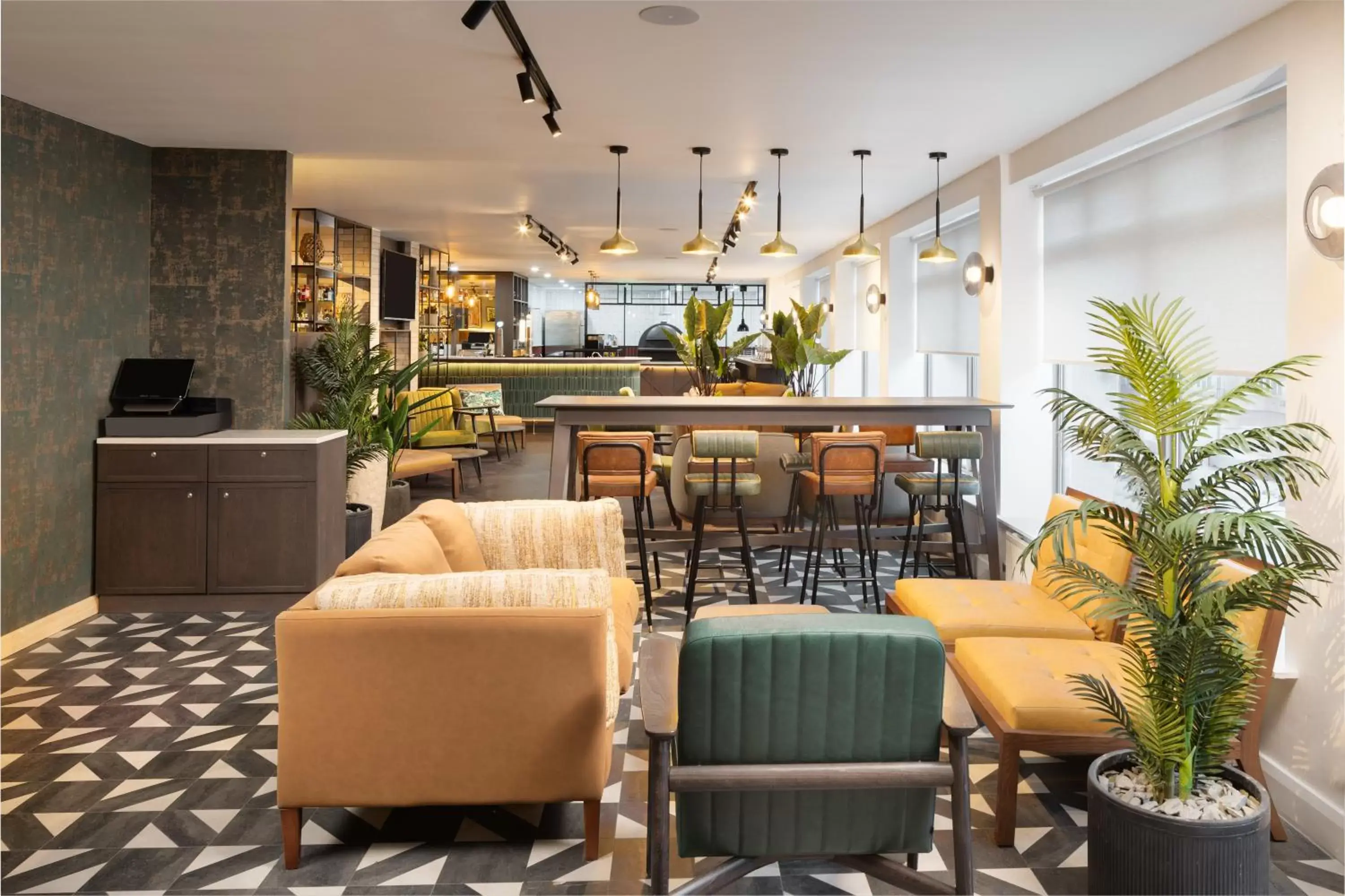 Restaurant/places to eat, Lounge/Bar in Four Points by Sheraton Edinburgh