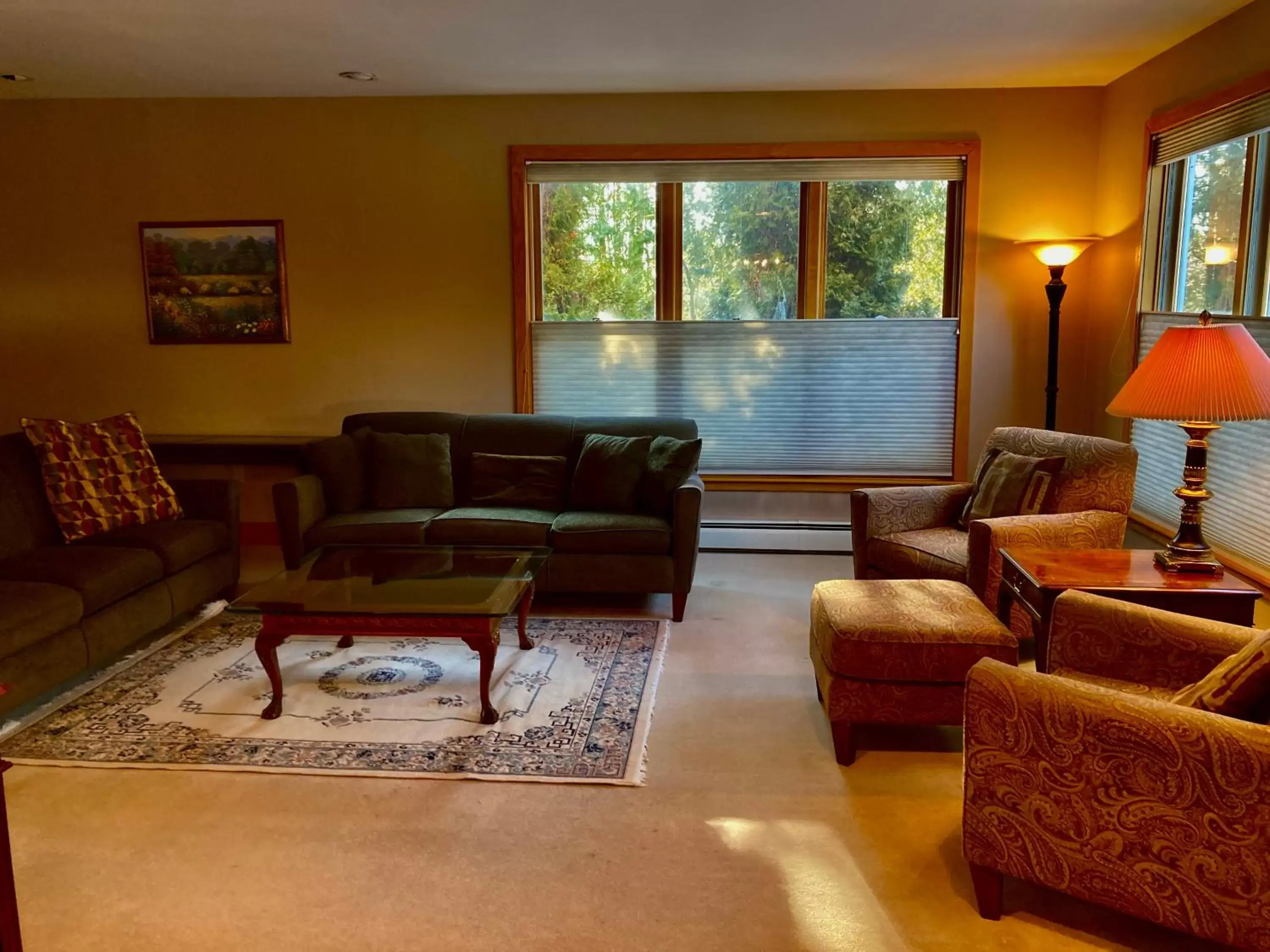 Living room, Seating Area in Garden Grove Retreat & Lodging near Pictured Rocks, Fayette, Trails