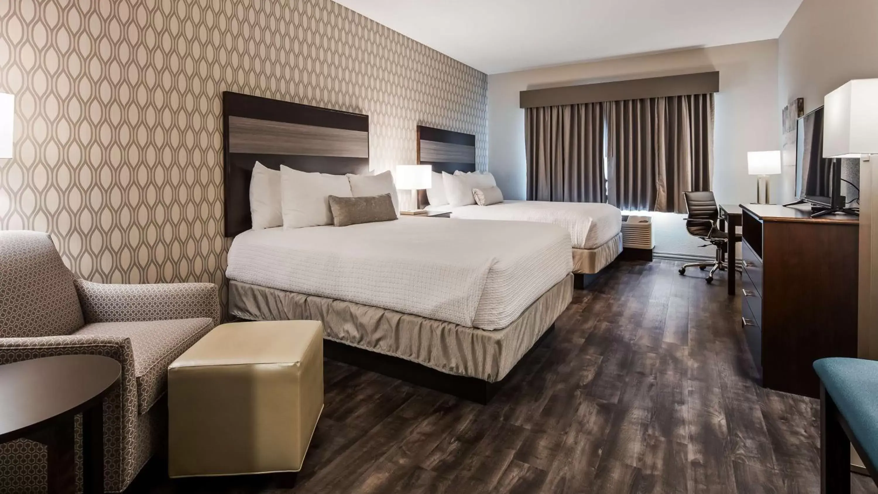Photo of the whole room, Bed in Best Western Plus Saint Peter Photo of the whole room, Bed in Best Western Plus Saint Peter