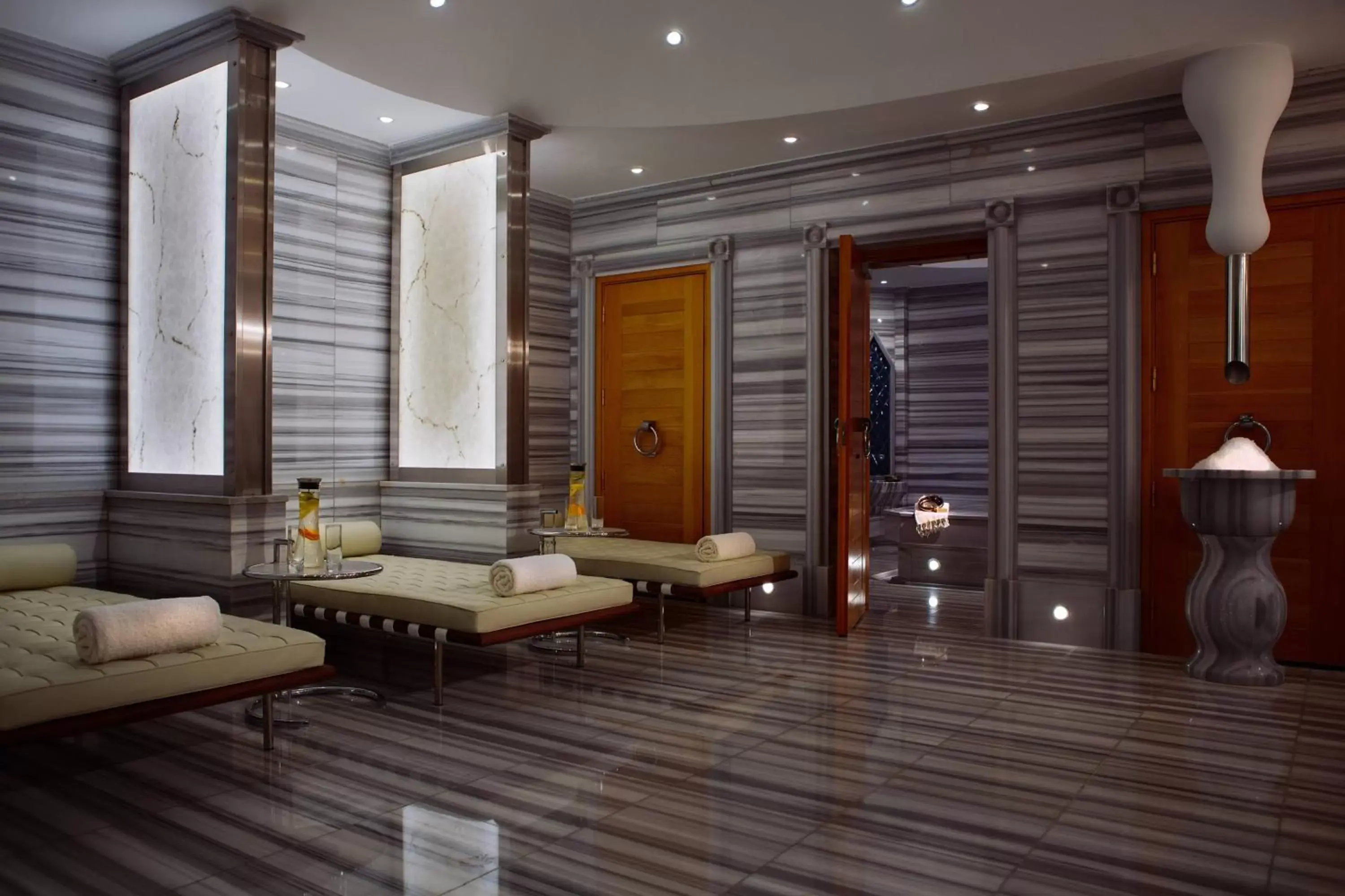 Spa and wellness centre/facilities in Renaissance Izmir Hotel