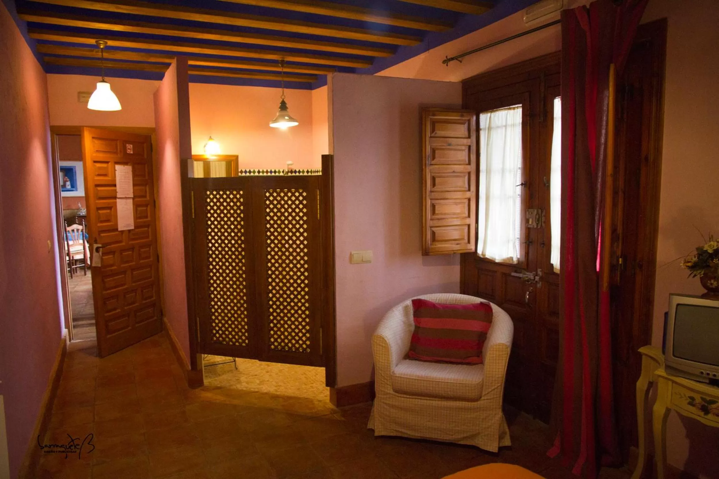 Seating area in La Casona del Abuelo Parra