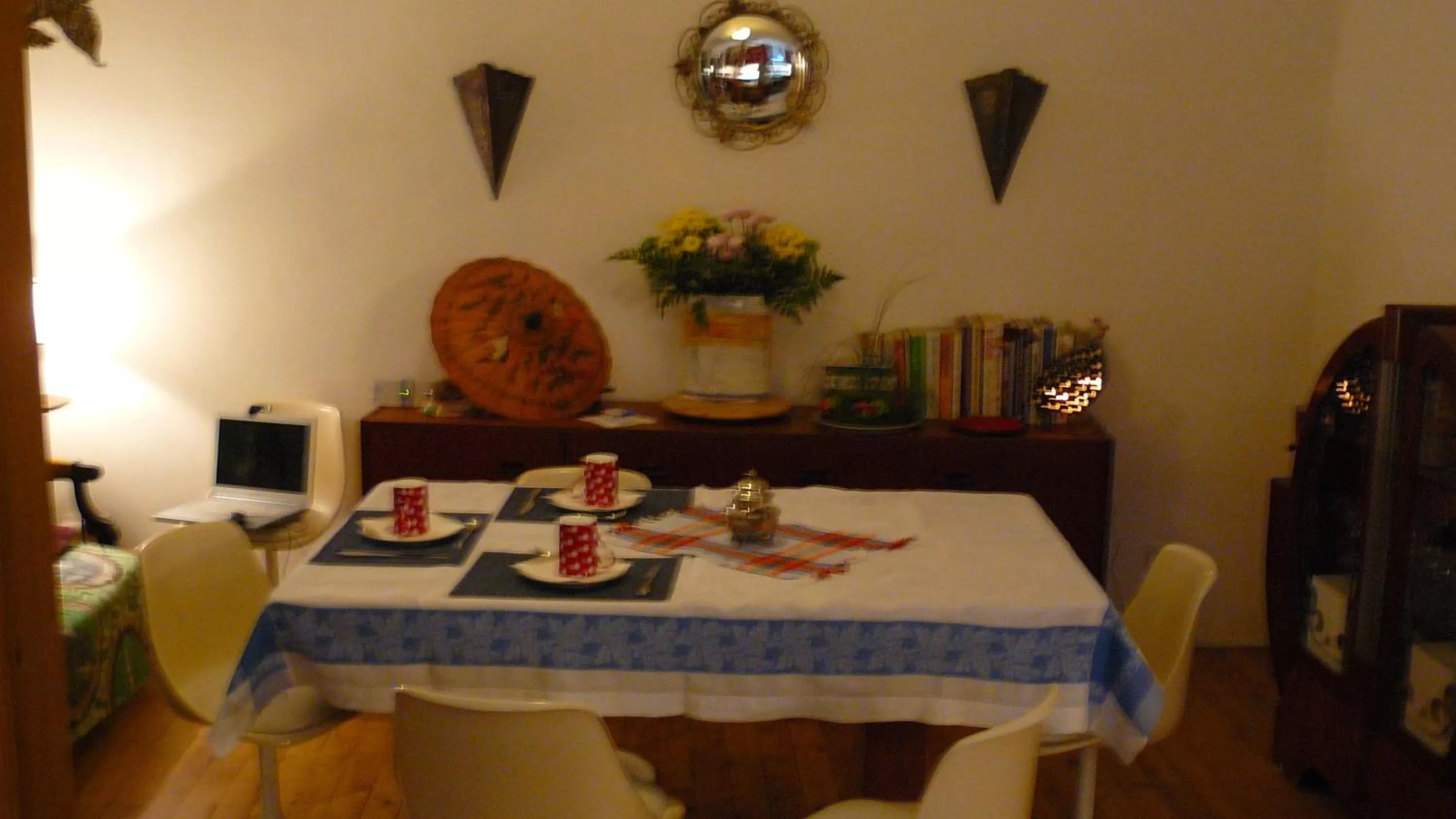 Continental breakfast in Nidélice Chambre d'hôtes