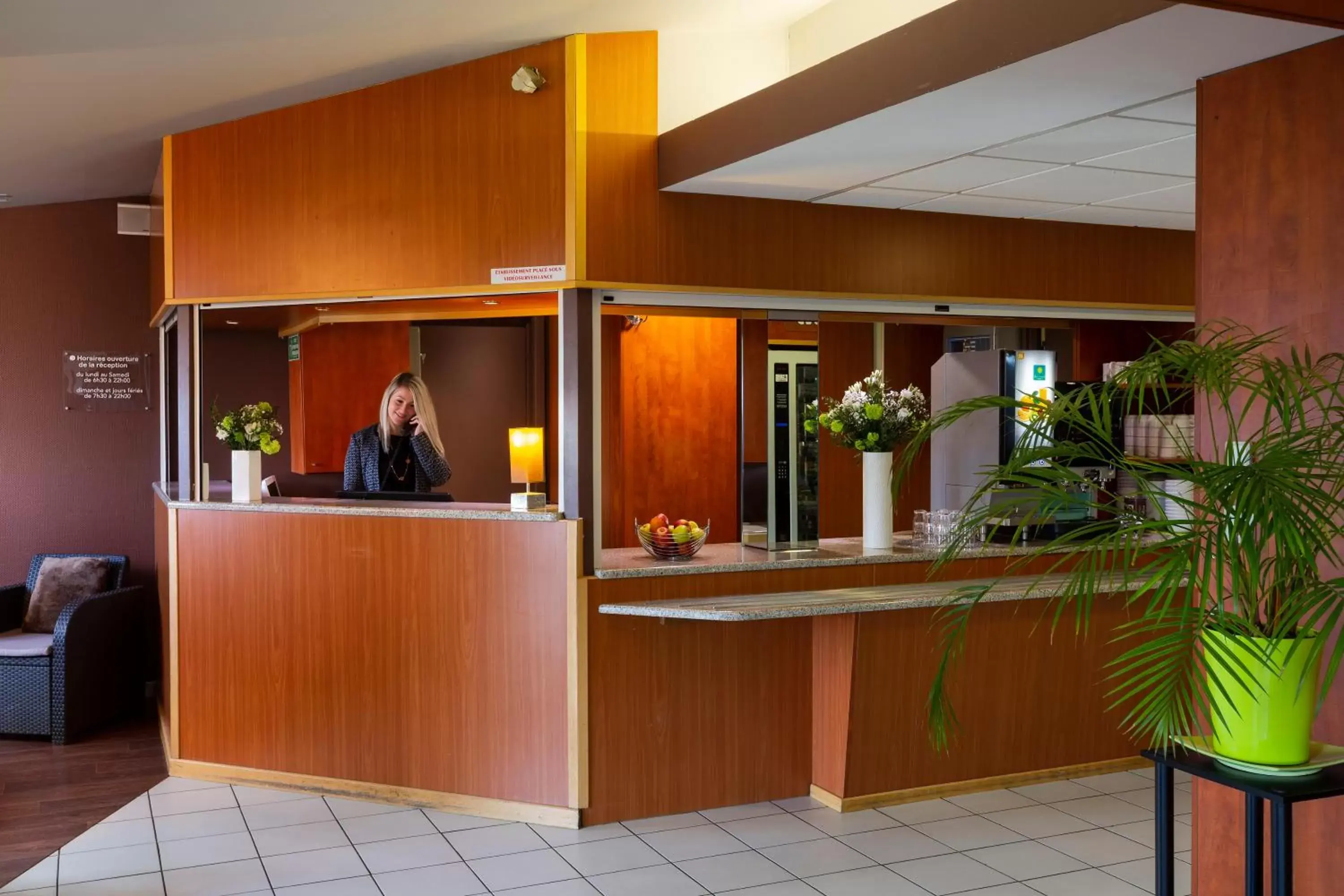 Lobby or reception, Lobby/Reception in B&B HOTEL Mulhouse Kingersheim