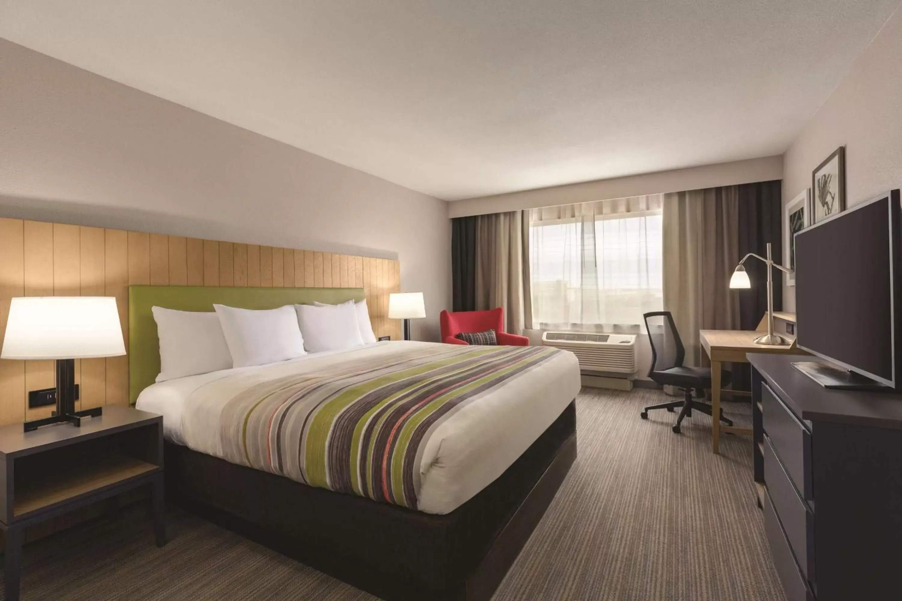 Photo of the whole room, Bed in Country Inn & Suites by Radisson, Lubbock Southwest, TX