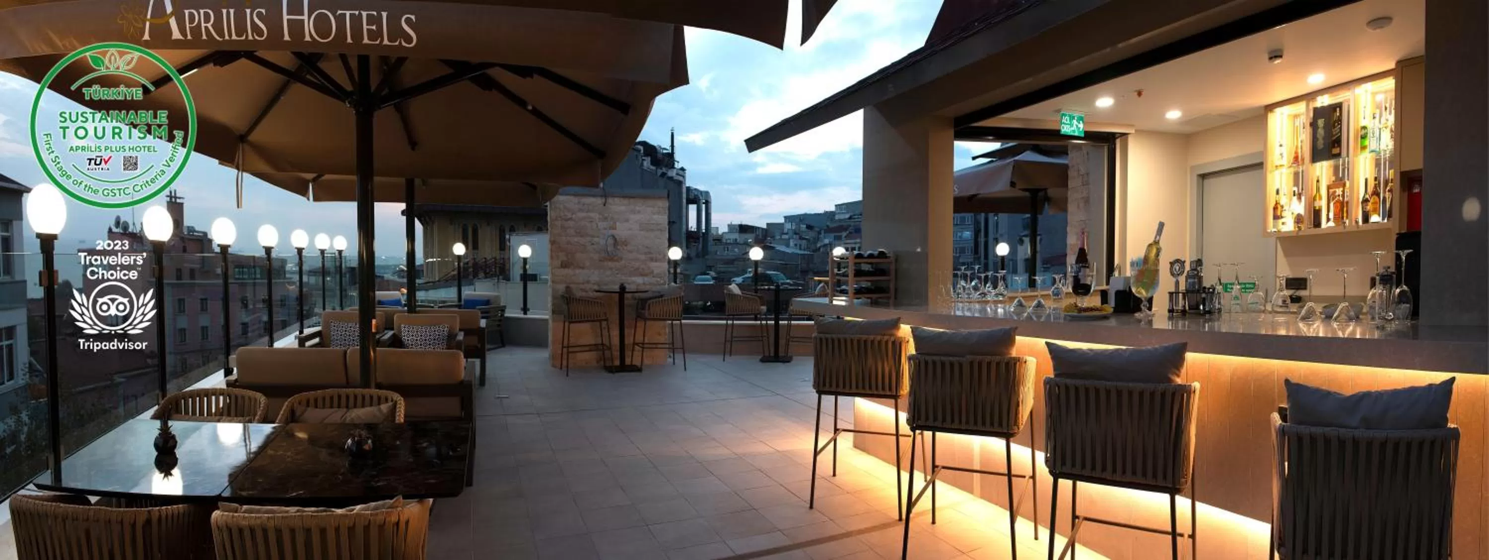 Lounge or bar in Aprilis Deluxe Hotel