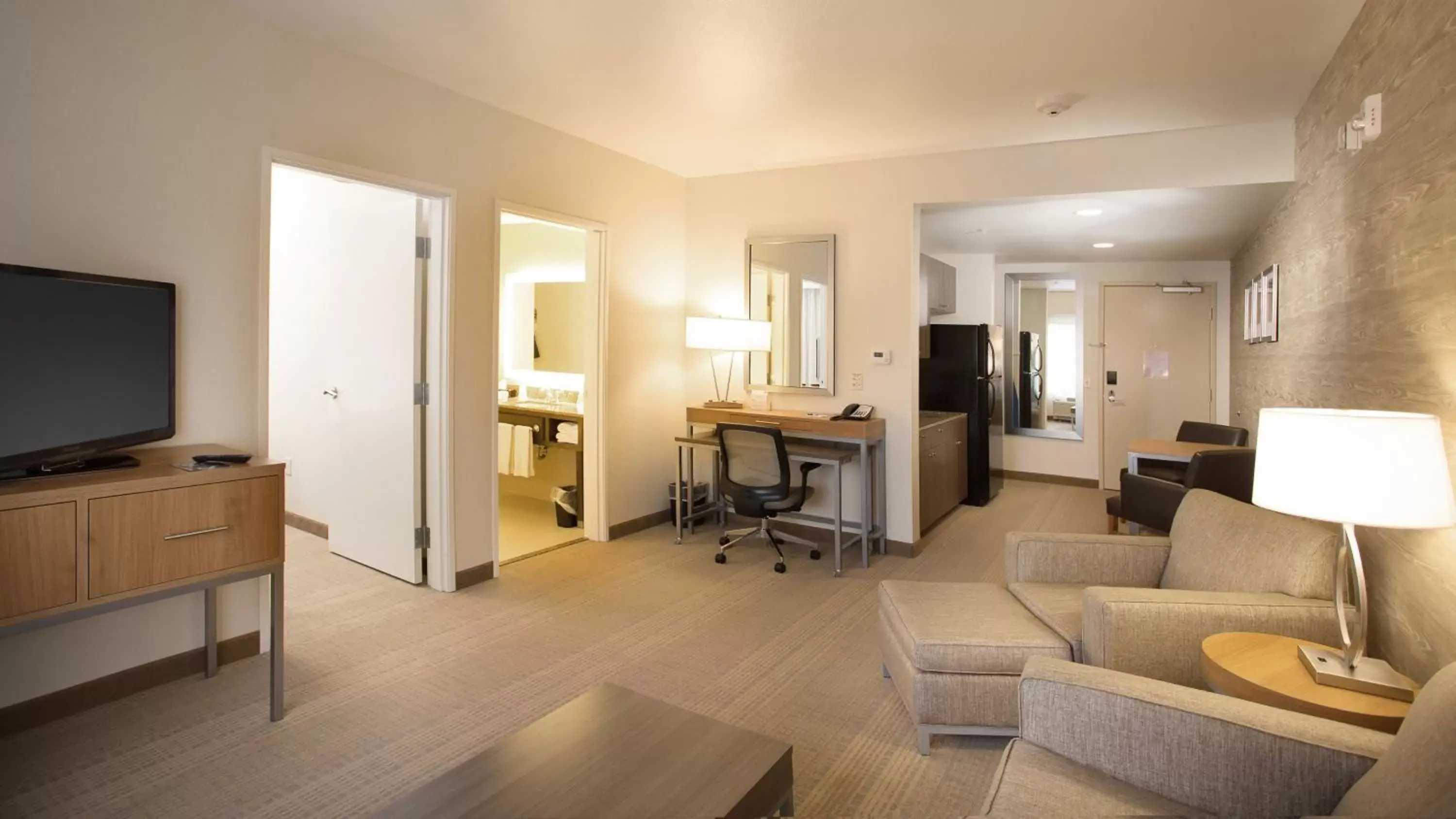 Photo of the whole room, Seating Area in Holiday Inn Express Pocatello, an IHG Hotel