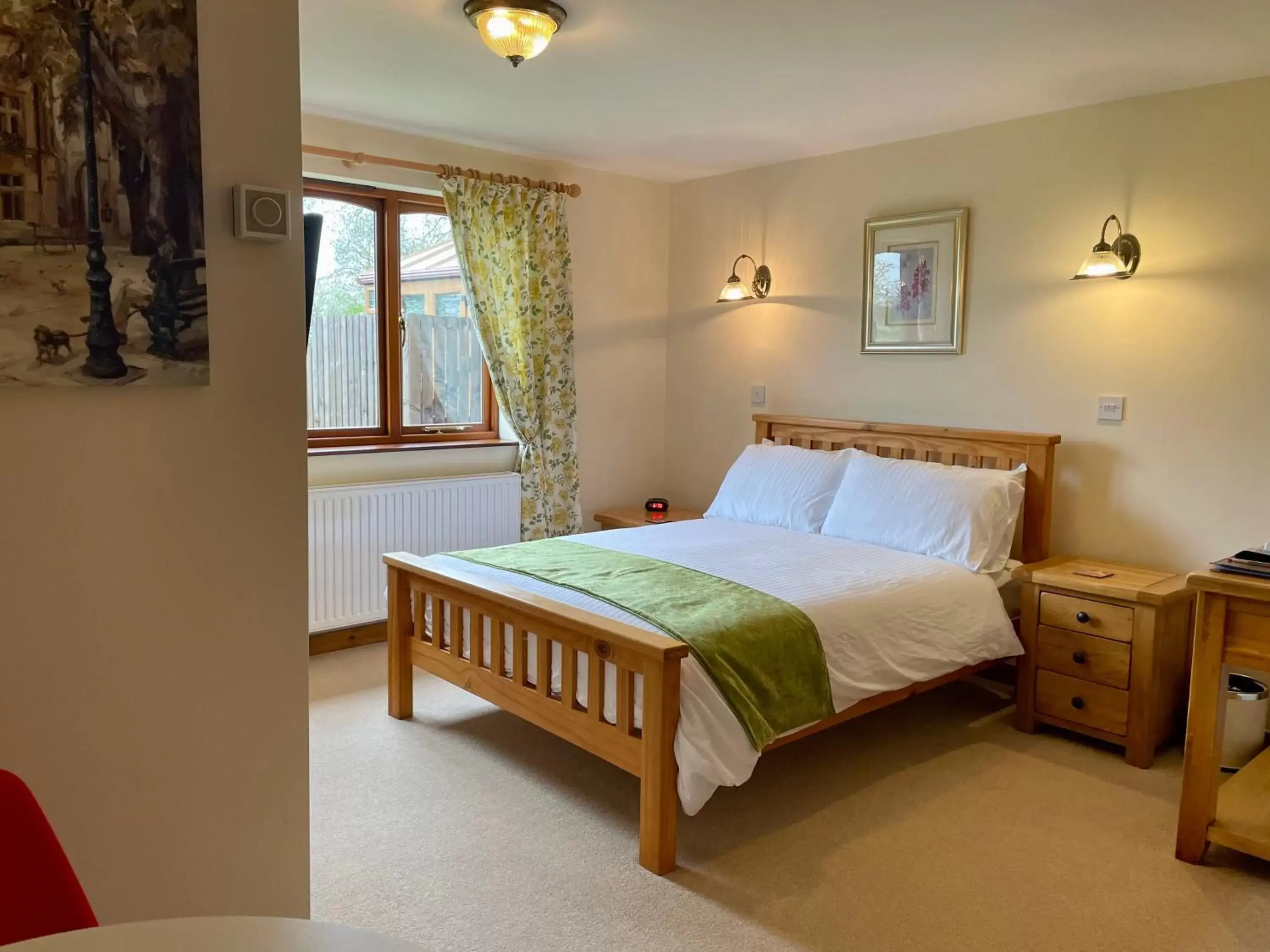 Bedroom, Bed in Sunset House B&B