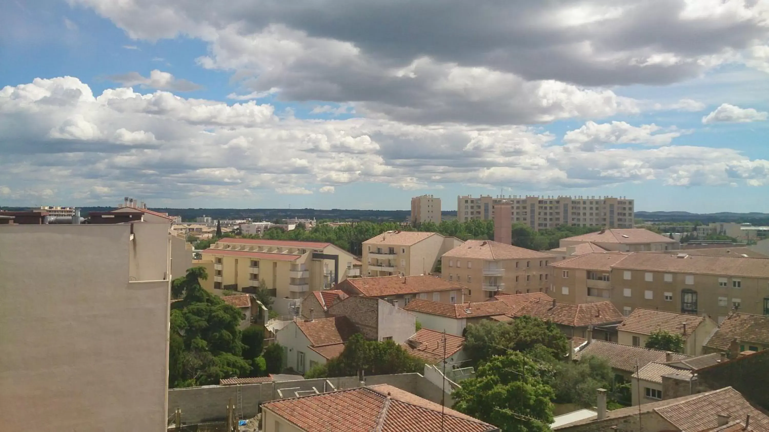 Area and facilities in B&B HOTEL Nîmes Centre Arènes