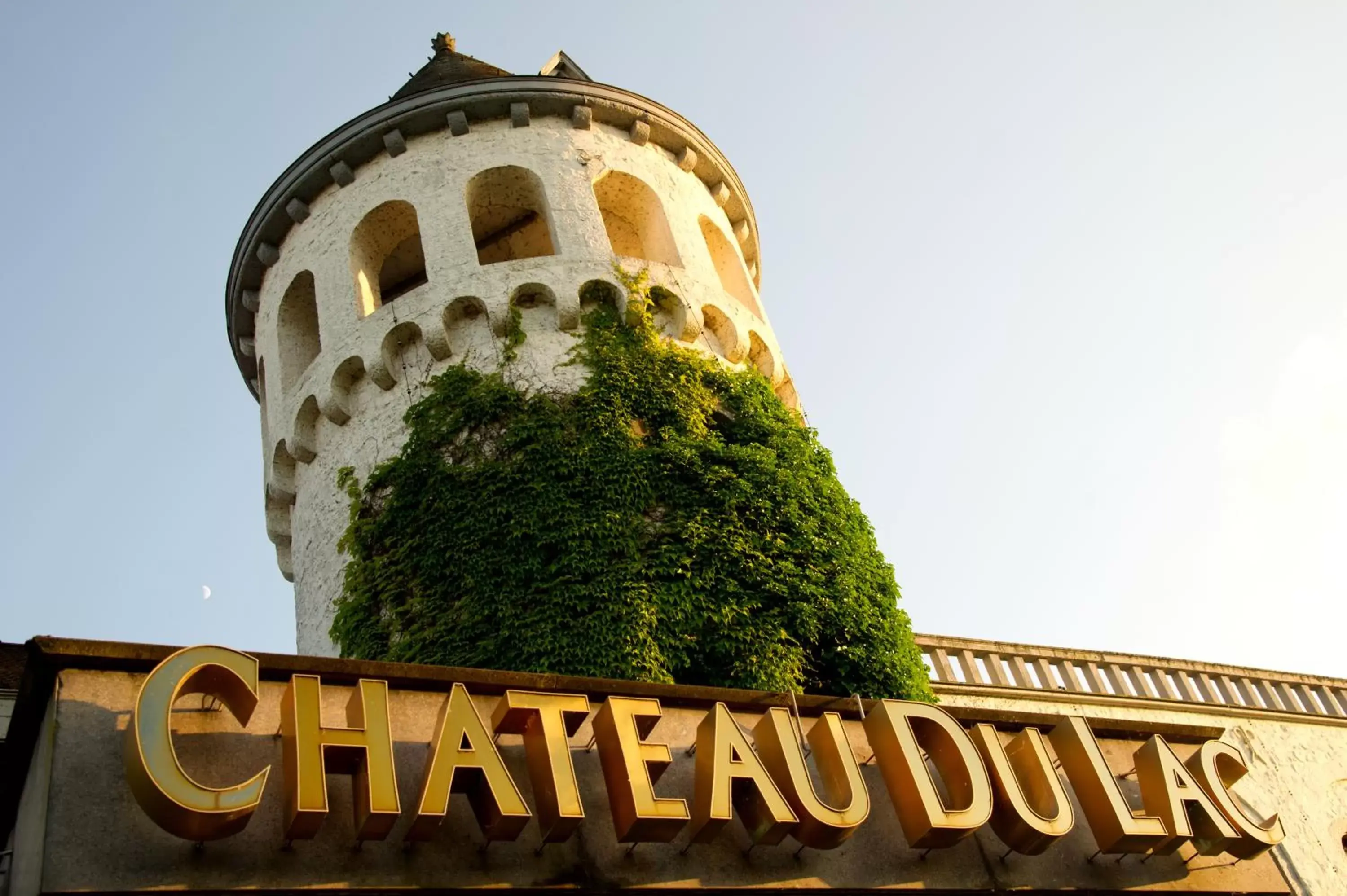 Facade/entrance, Property Building in Martin's Château Du Lac