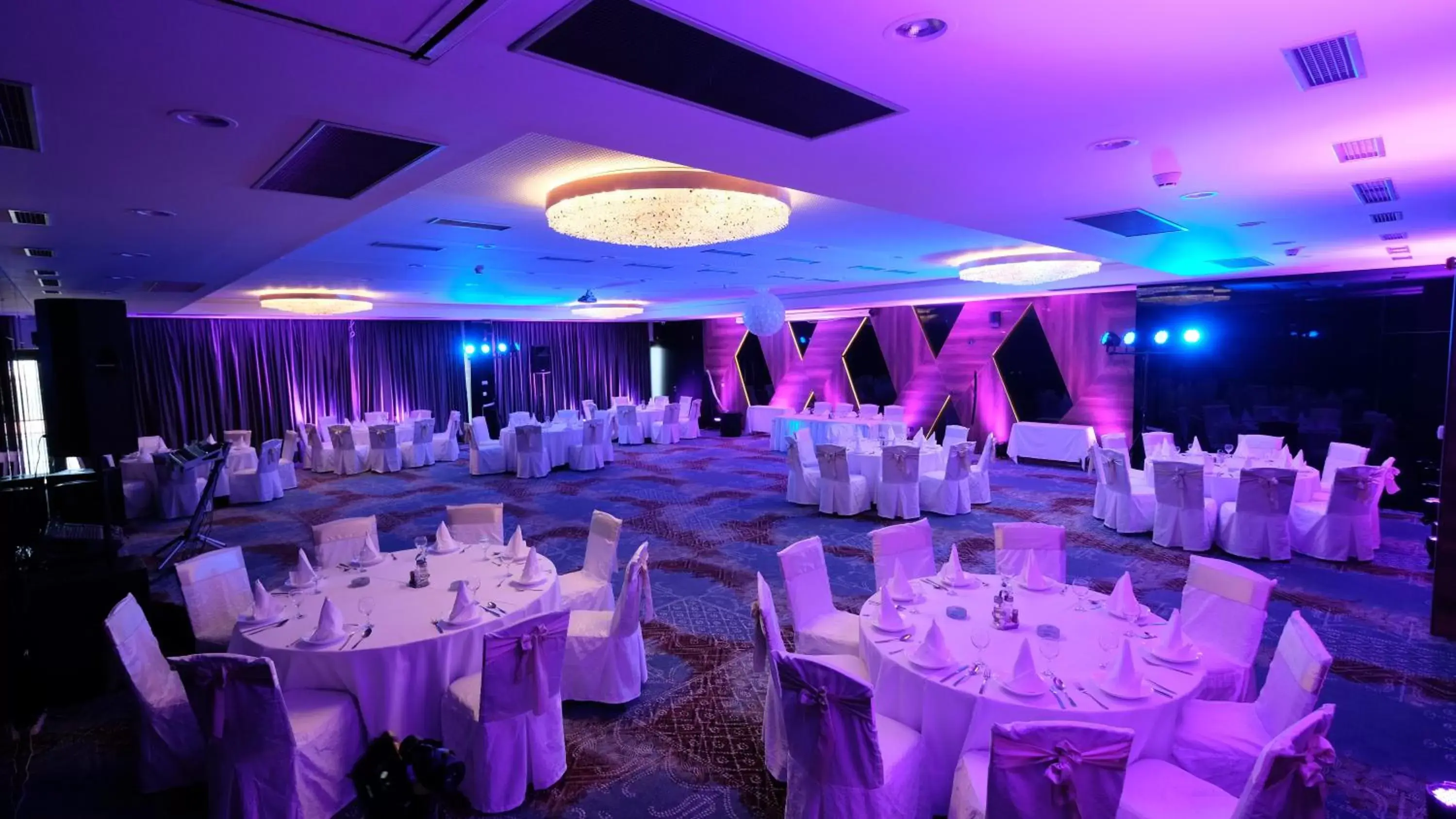 Banquet/Function facilities, Banquet Facilities in Hollywood Hotel