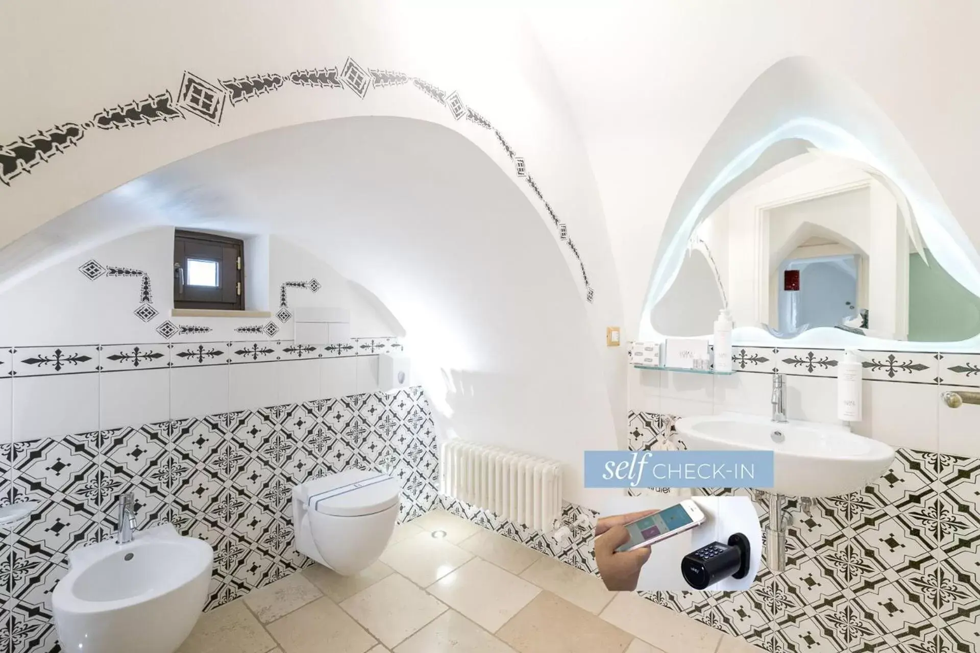 Bathroom in Dimora Dell'Osanna Raro Villas Smart Rooms Collection