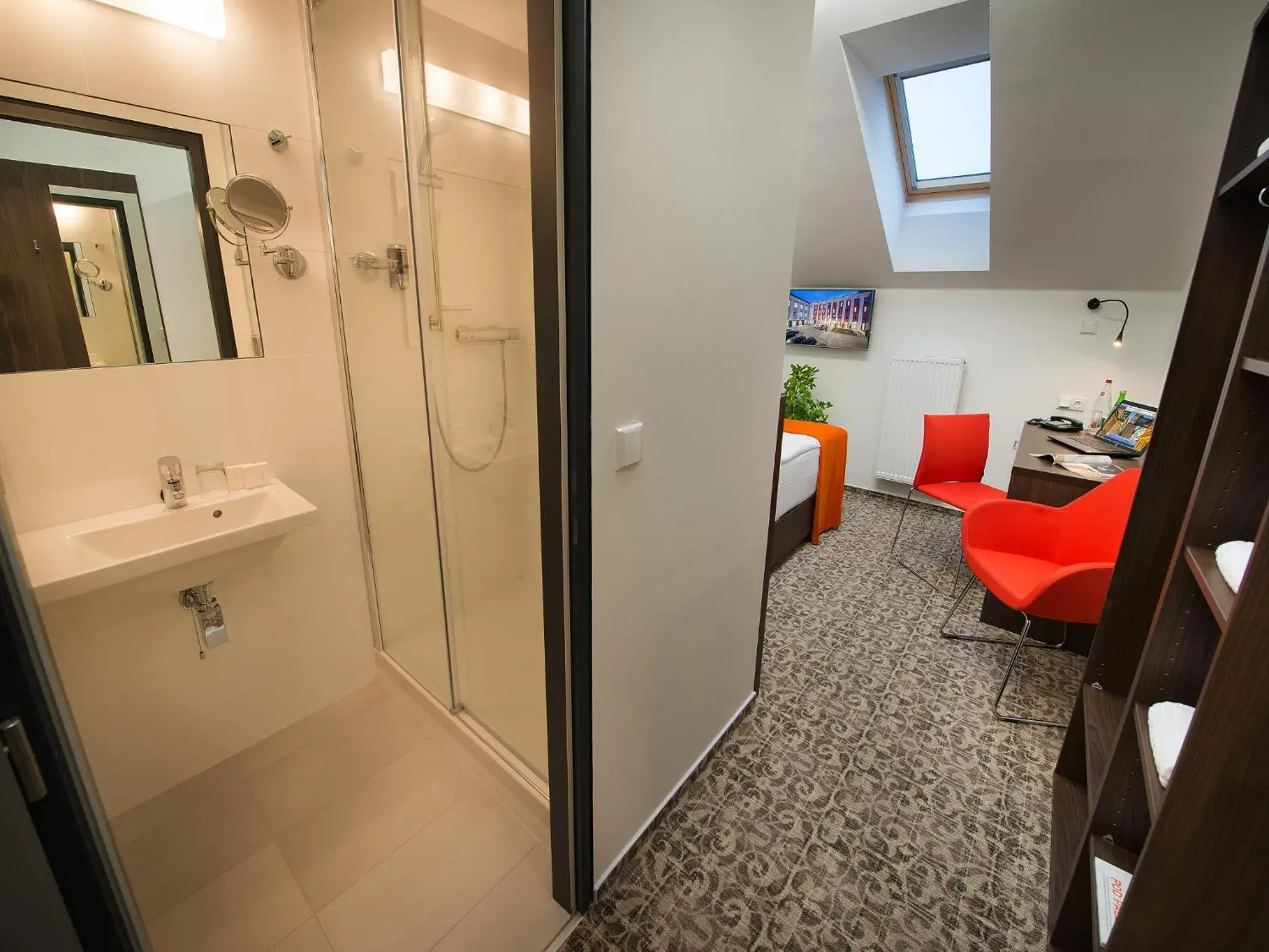 Photo of the whole room, Bathroom in EA Business Hotel Jihlava