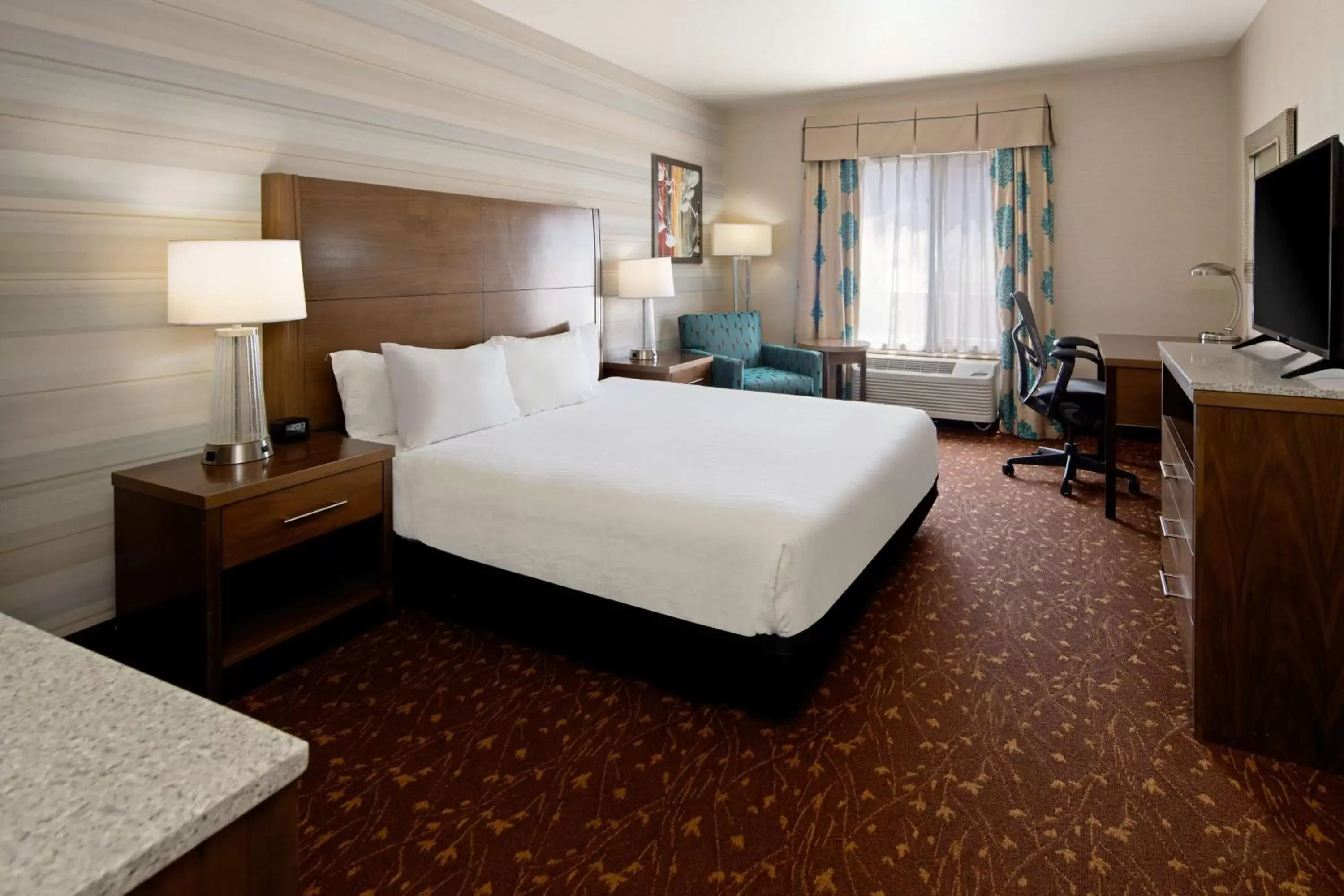 Bedroom, Bed in Hilton Garden Inn Albuquerque Airport