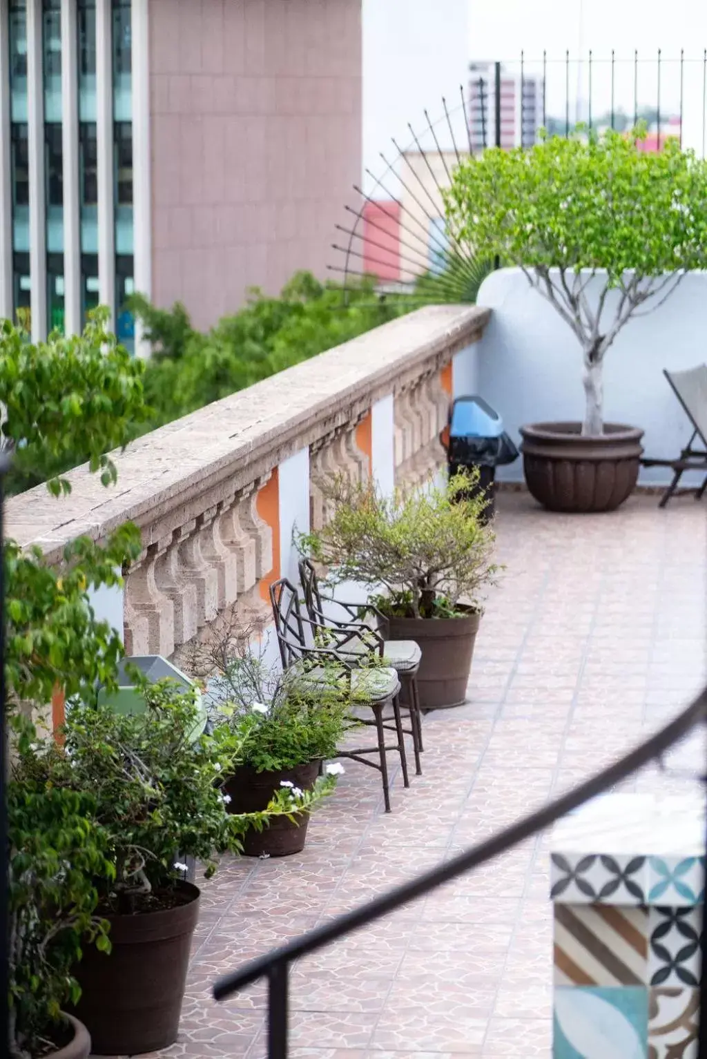 Swimming pool, Balcony/Terrace in Hotel Santiago De Compostela - Guadalajara Centro Historico