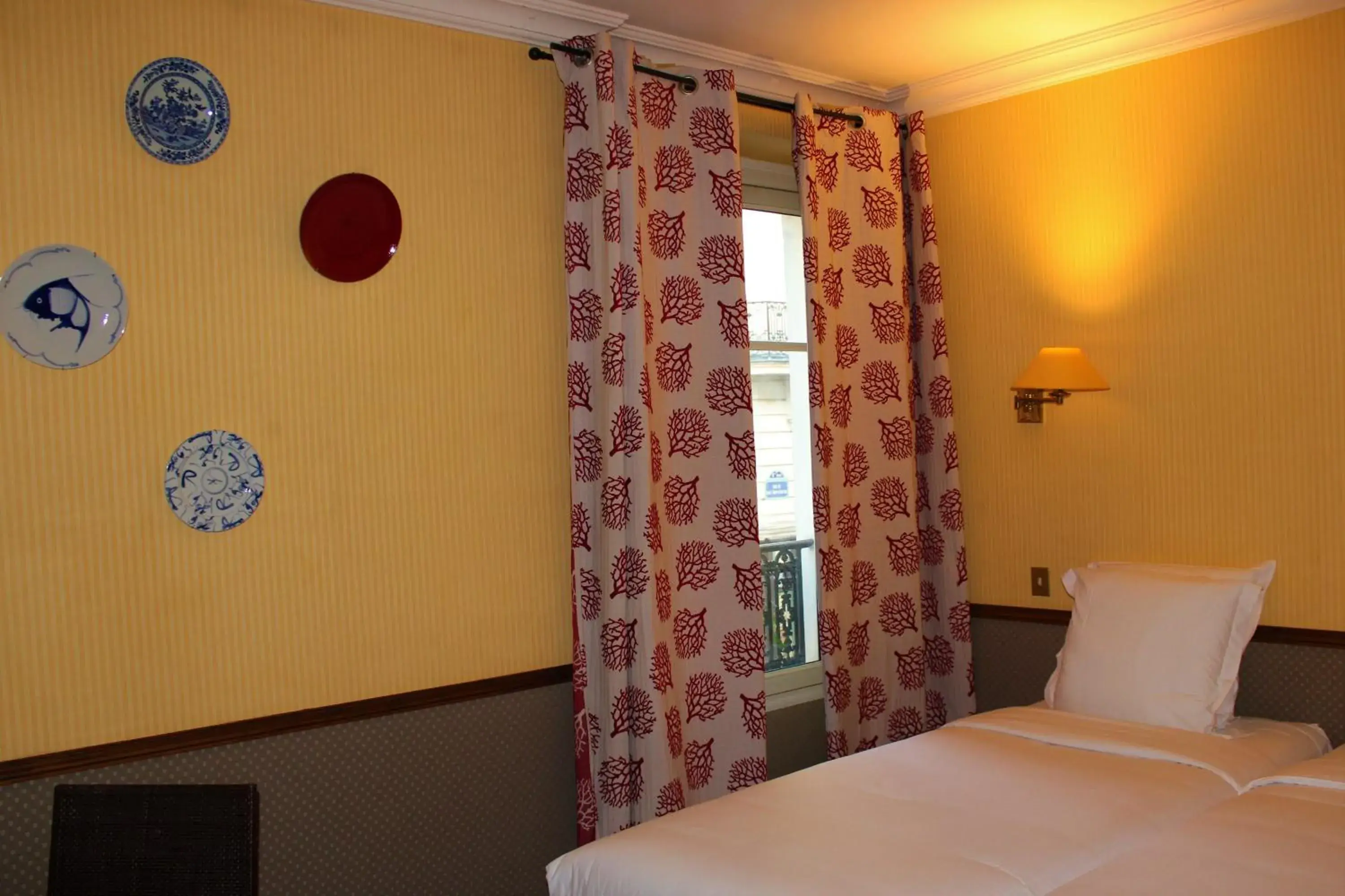 Bedroom, Bed in Le Relais Monceau