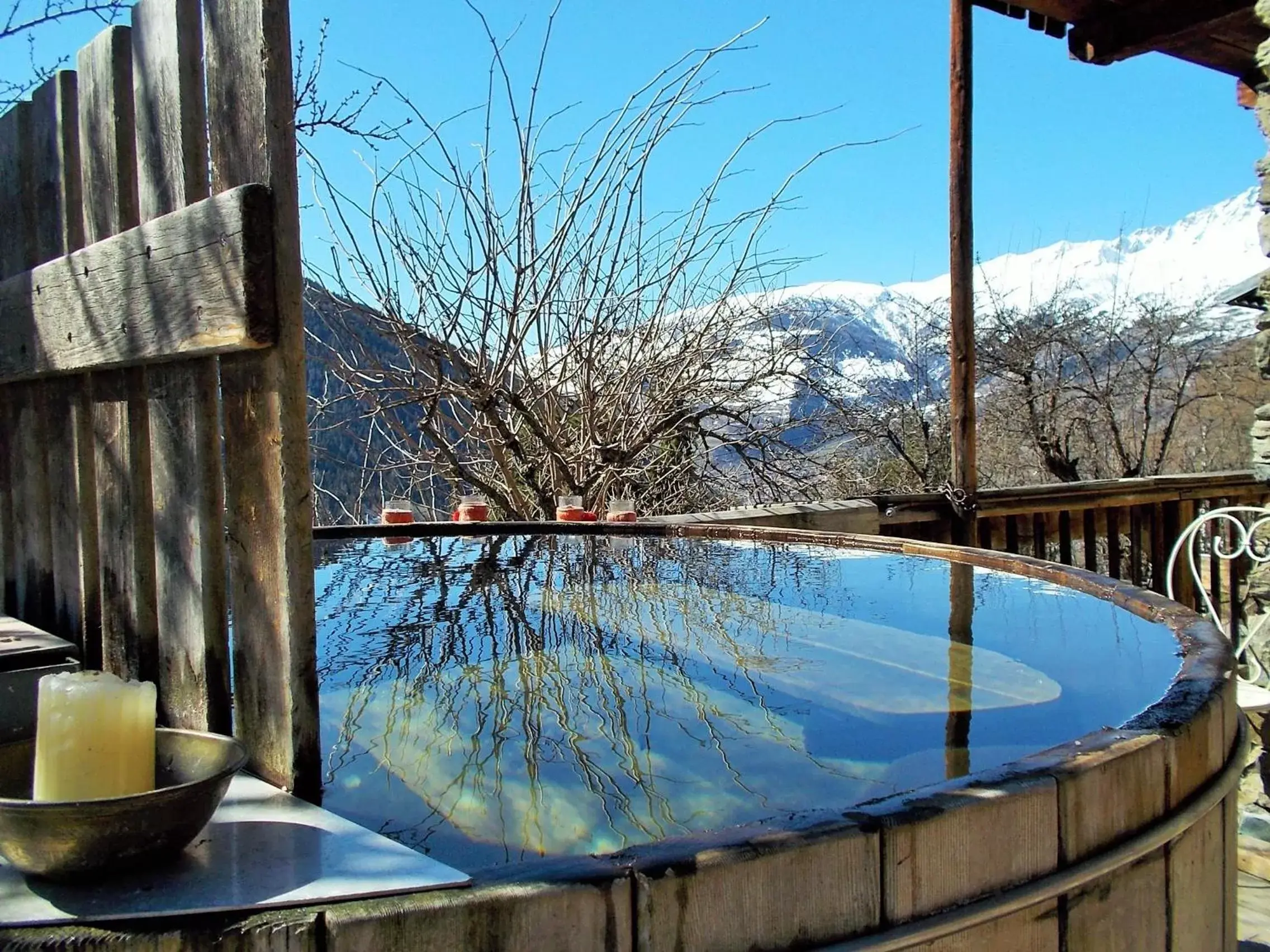 Hot Tub, Swimming Pool in La Ferme d'Angele