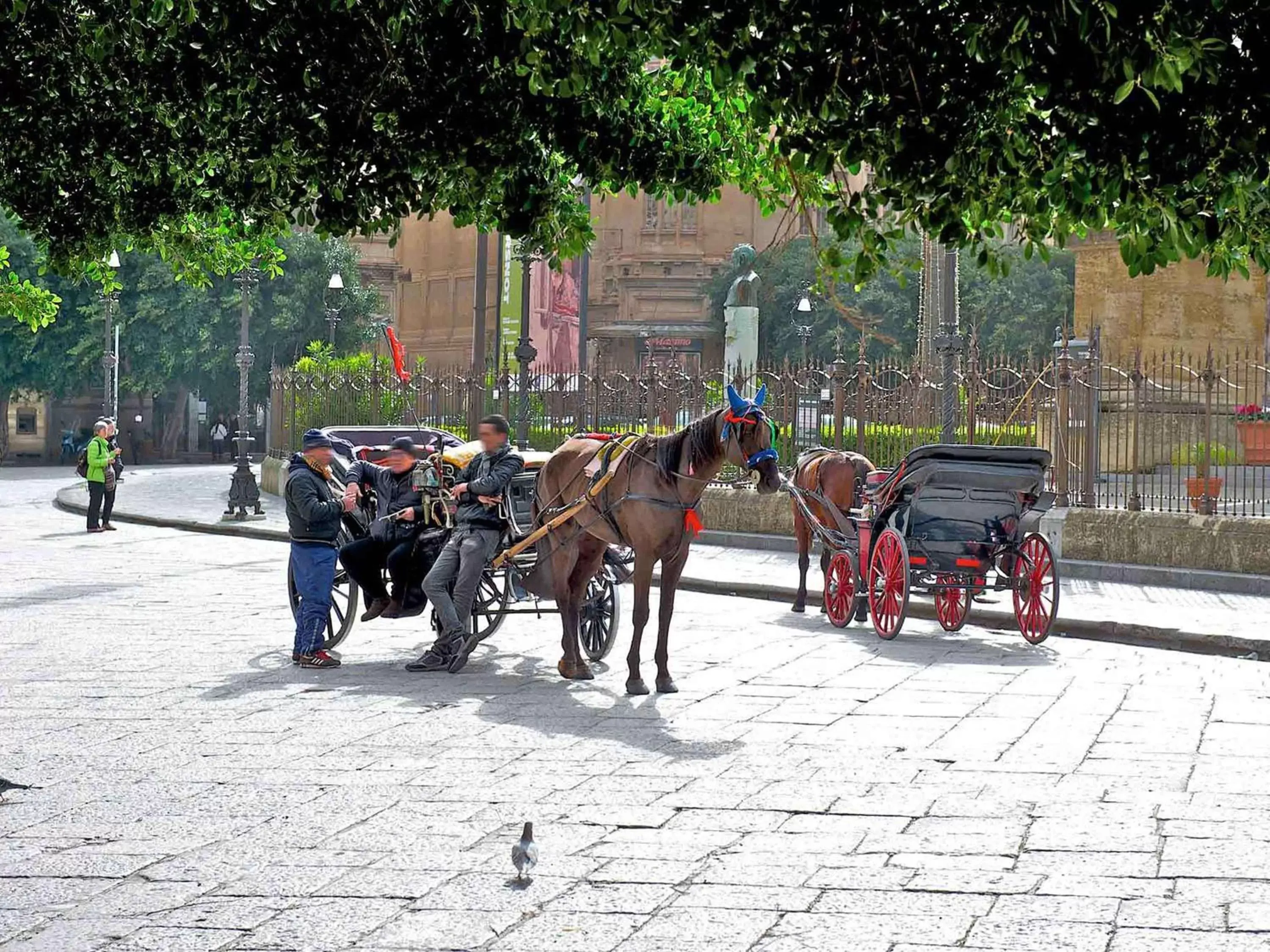 On site, Other Animals in Mercure Palermo Centro