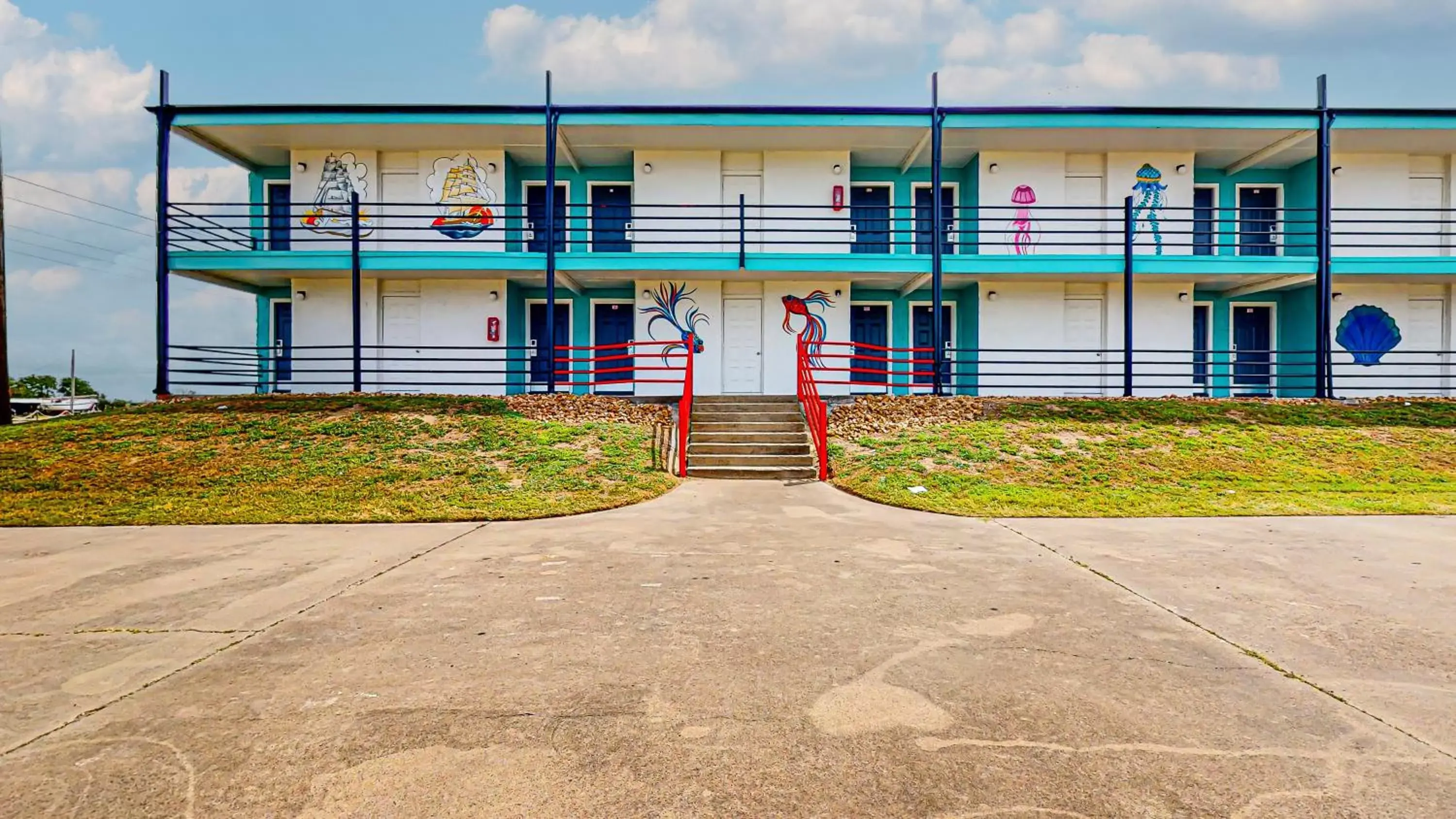 Property building in CRYSTAL PALACE RESORT Property building in CRYSTAL PALACE RESORT