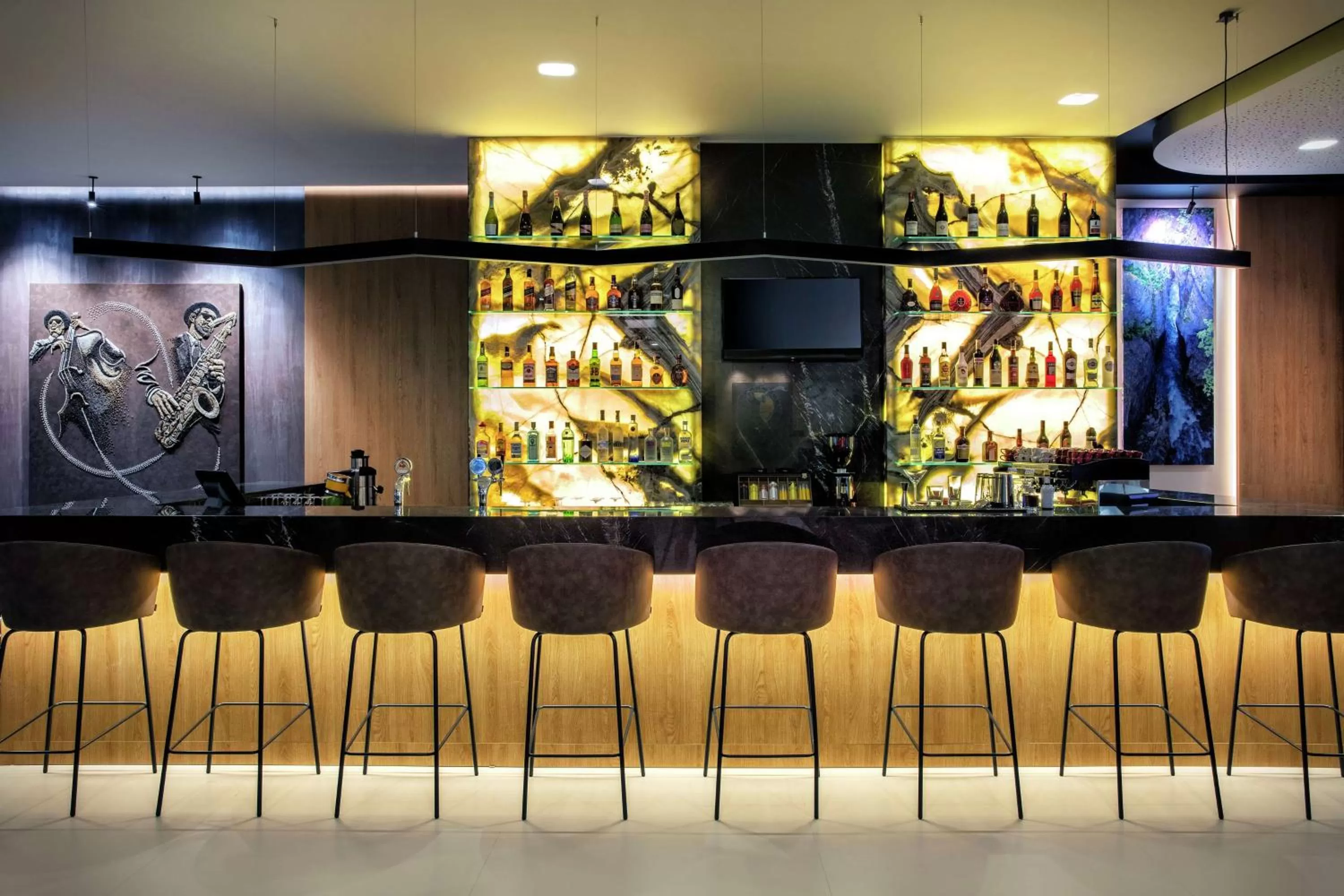 Lounge or bar in Hilton Garden Inn Tirana