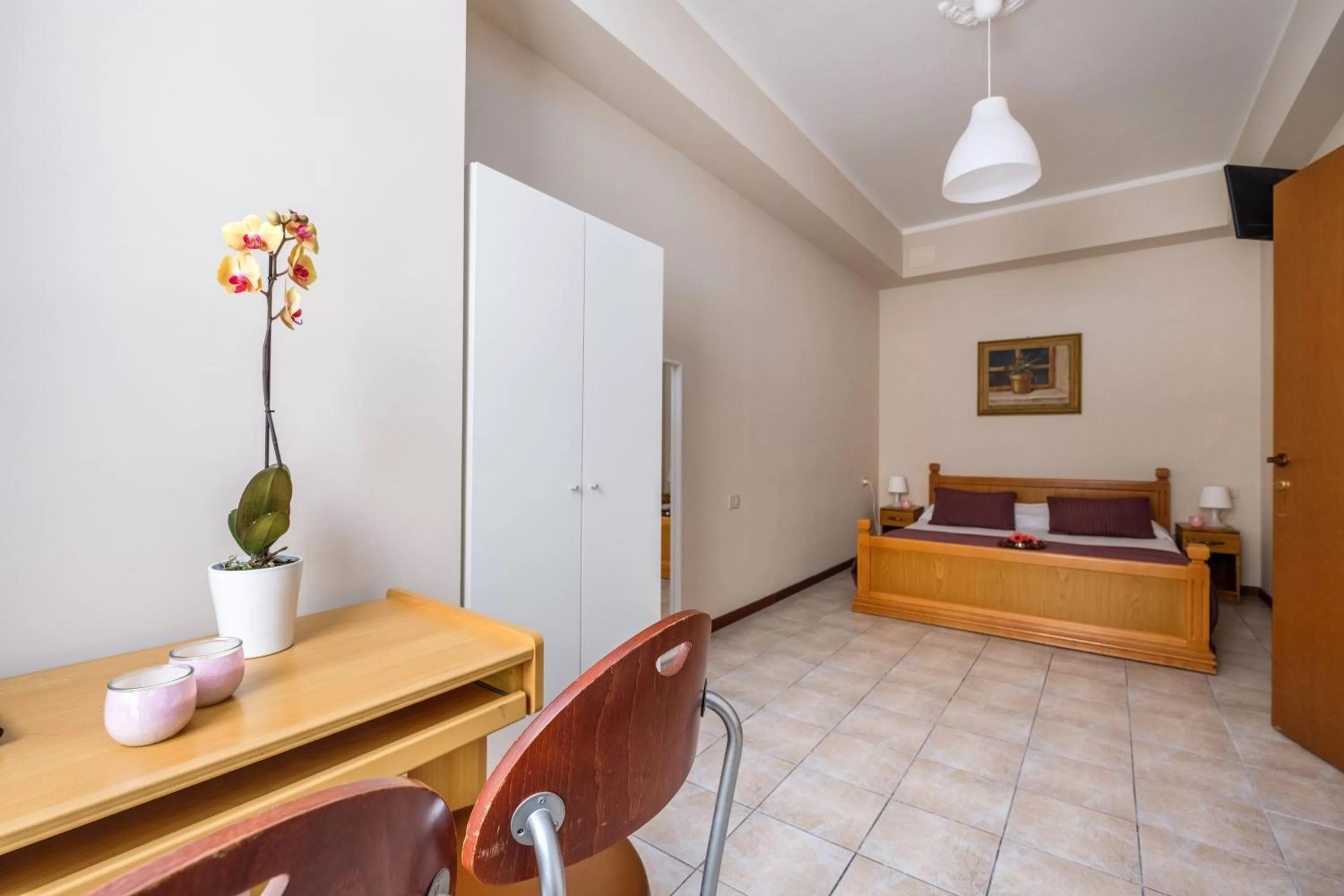 Photo of the whole room, Bed in Hotel Firenze 2000