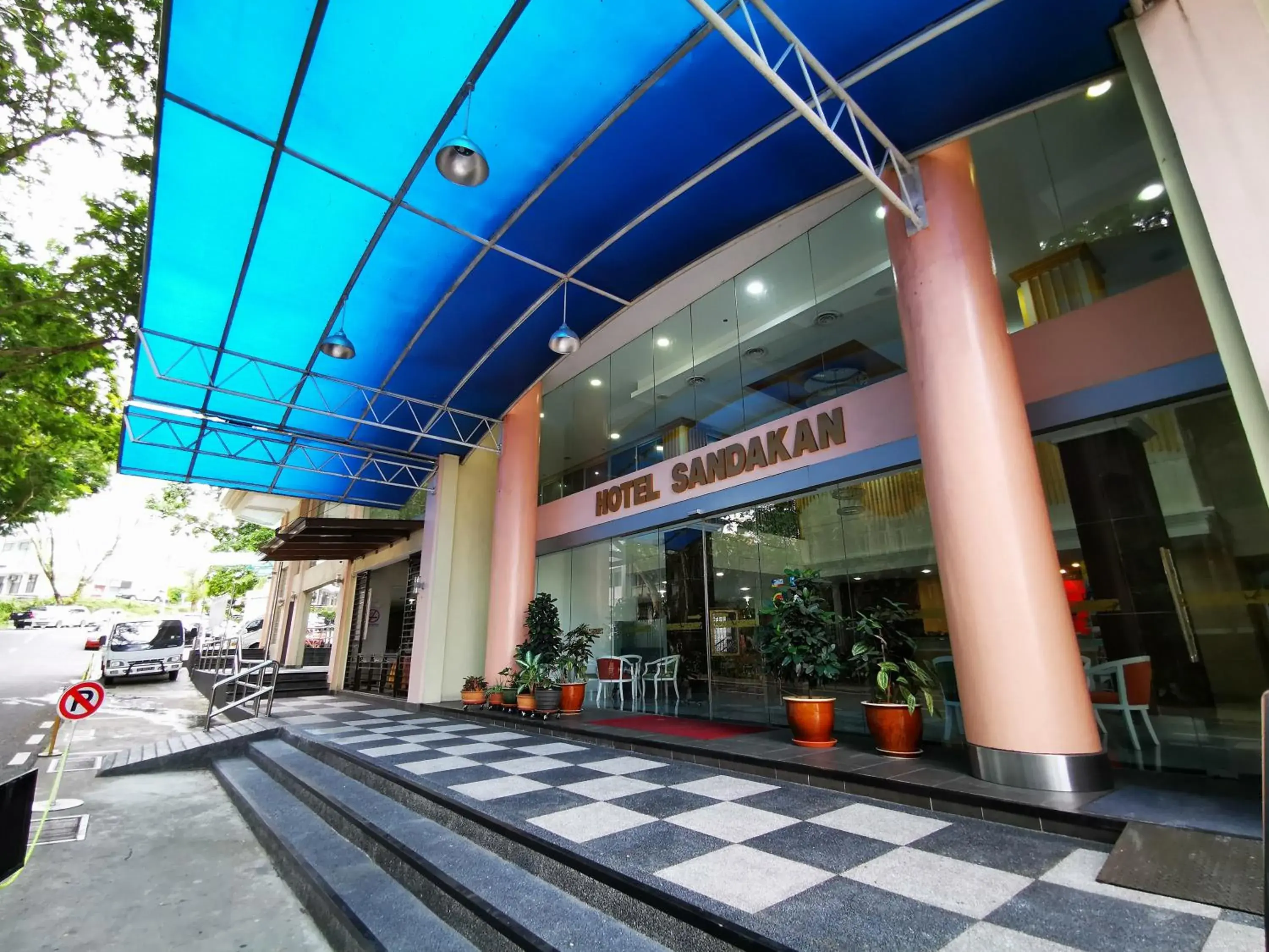 Facade/entrance in Hotel Sandakan