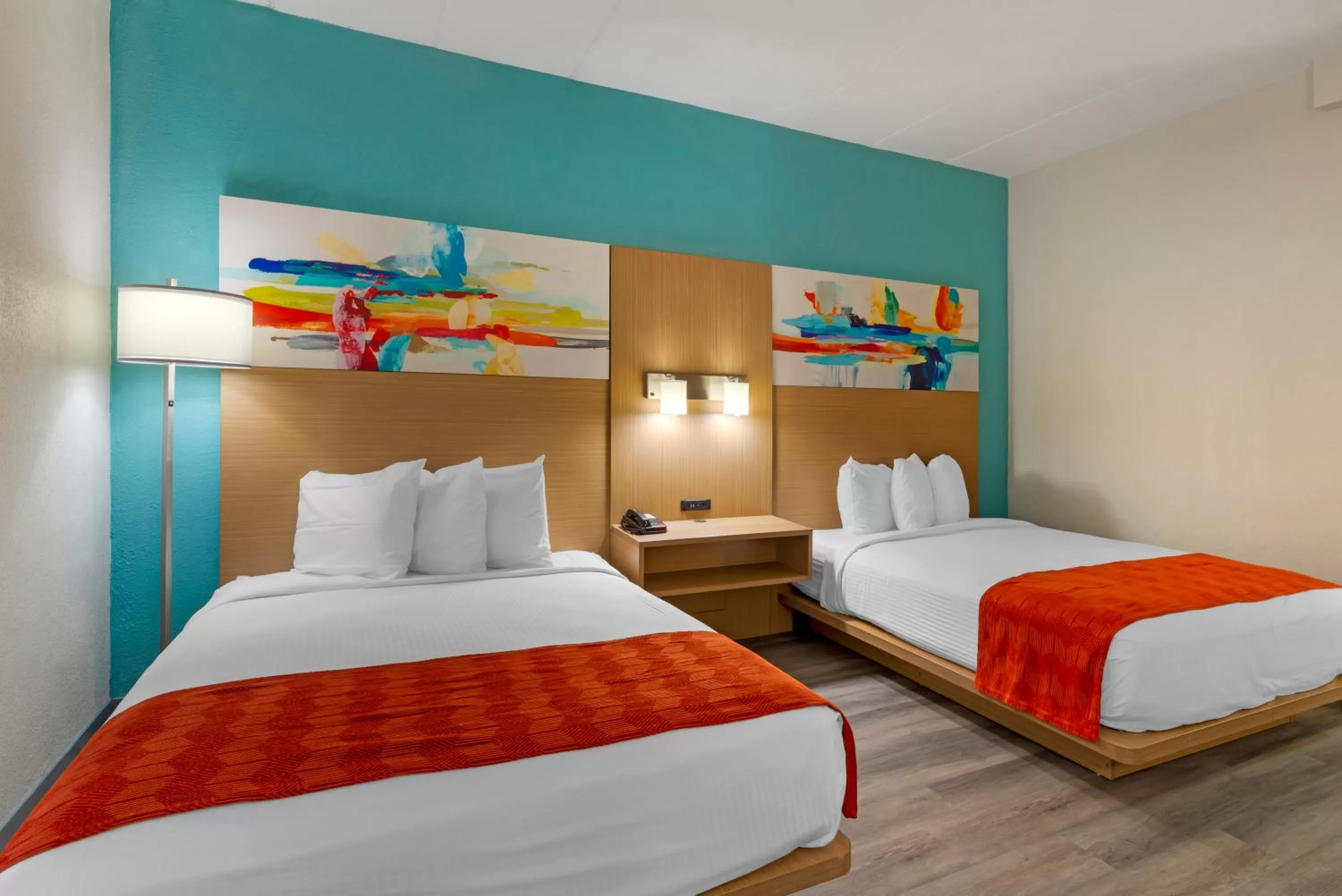 Bed in Best Western PLUS Executive Hotel Richmond