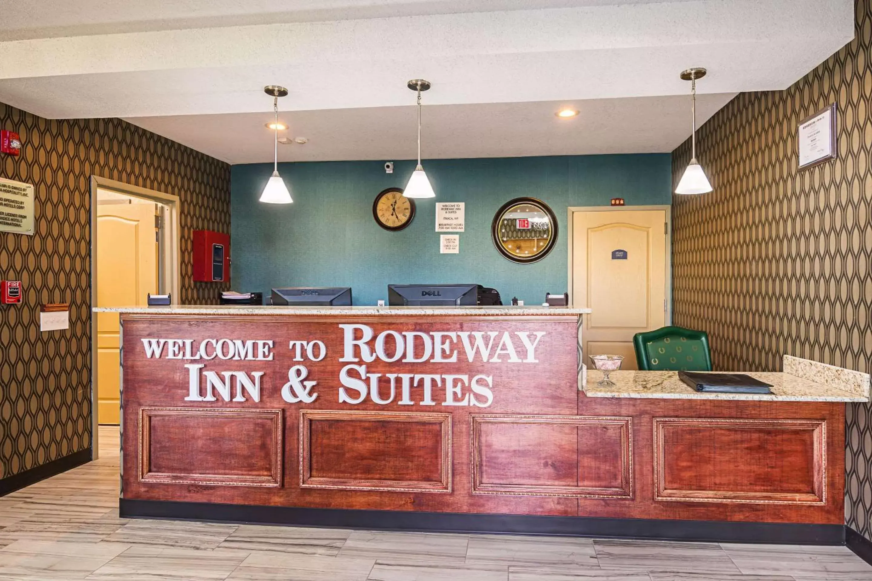 Lobby or reception, Lobby/Reception in Rodeway Inn and Suites Ithaca