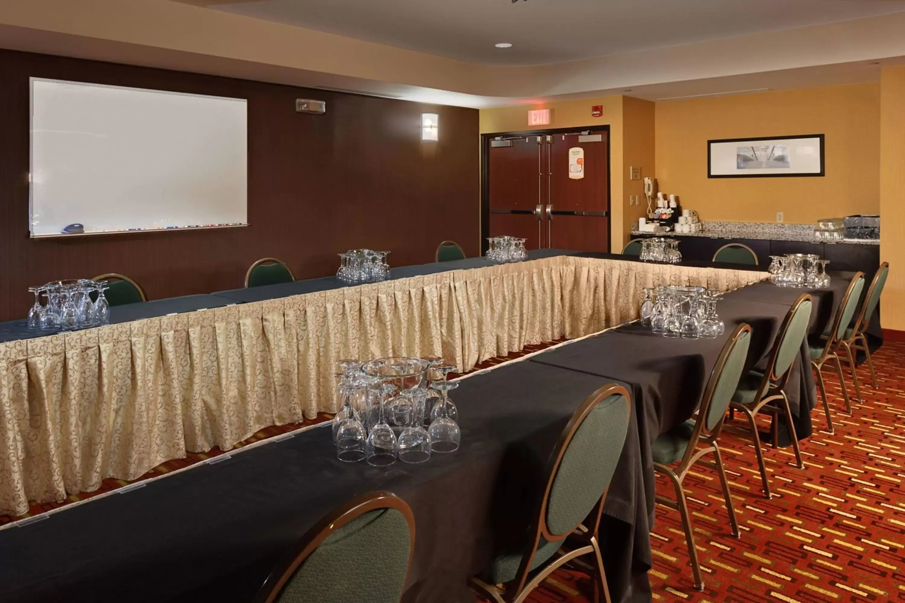 Meeting/conference room in Courtyard by Marriott Harrisburg Hershey