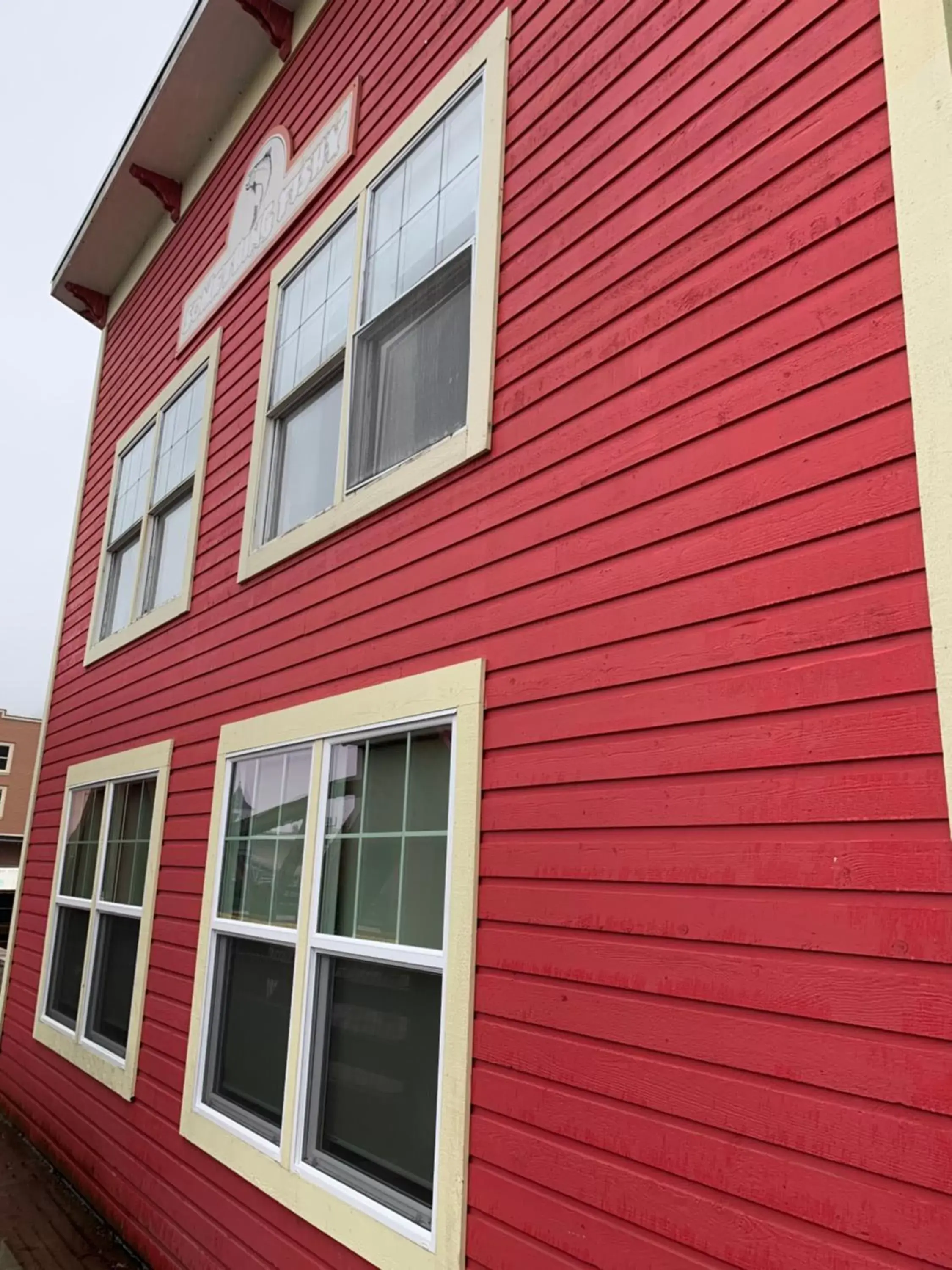 Property Building in Inn At Creek Street