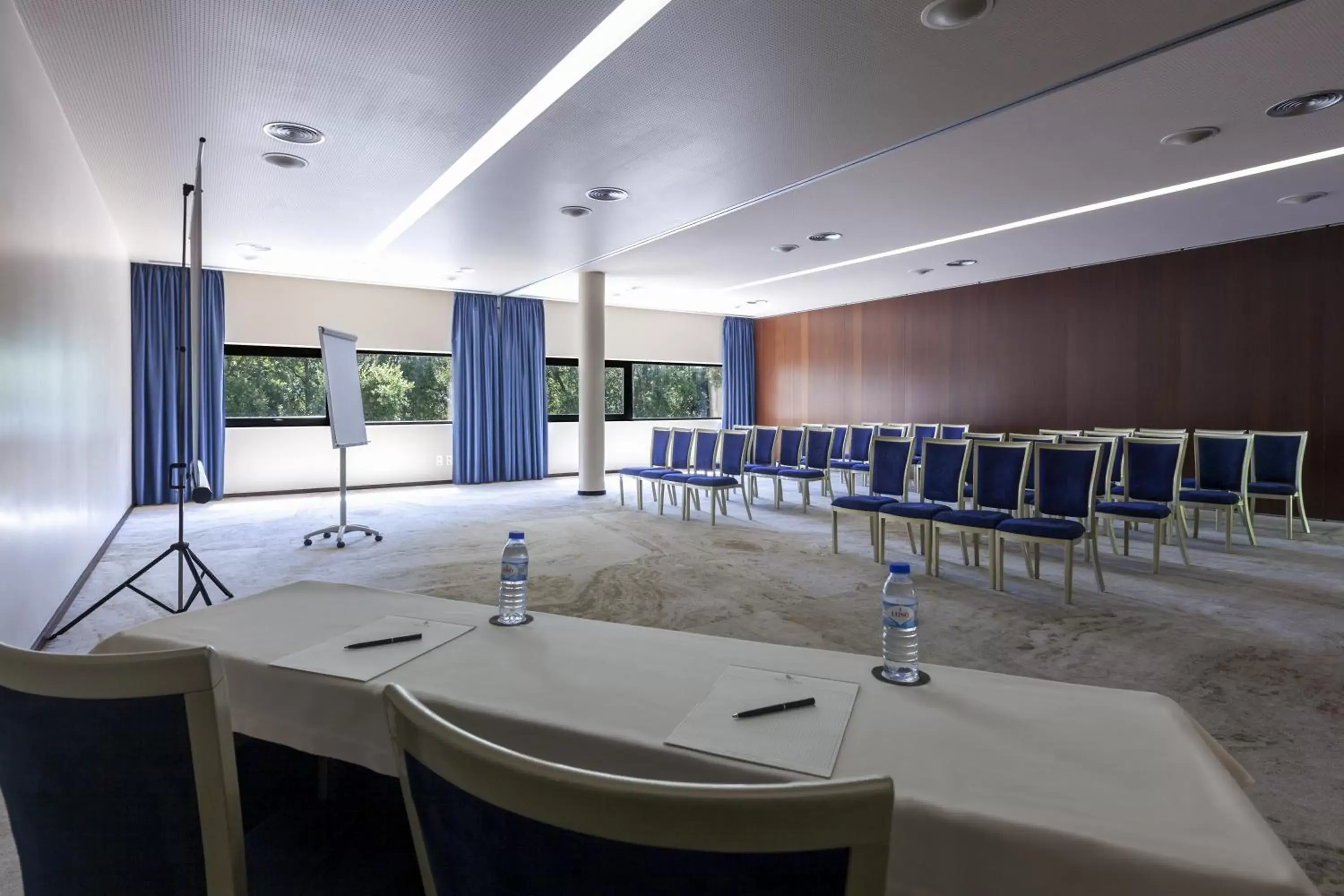 Meeting/conference room in Douro Palace Hotel Resort & SPA