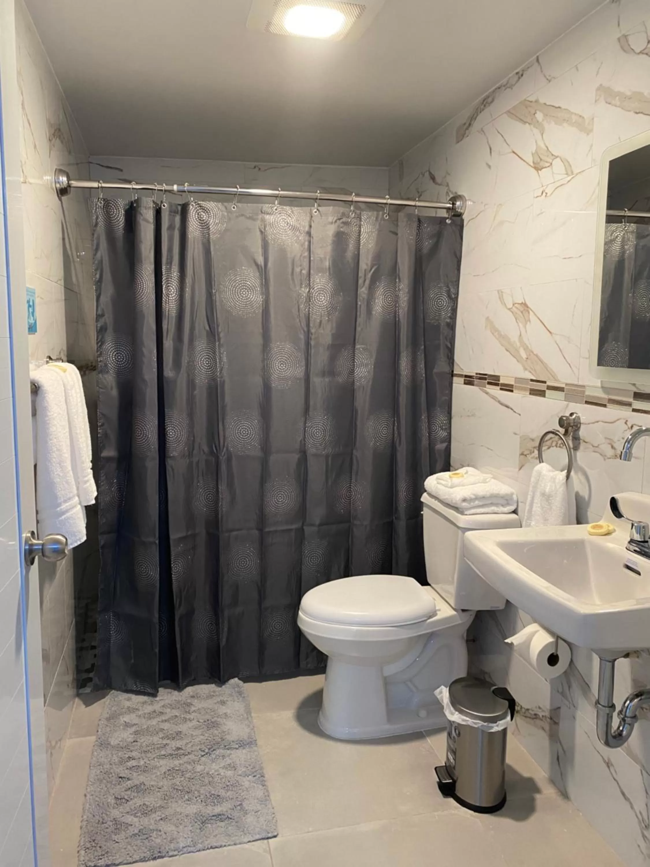 Shower in Itza-Bella Suites