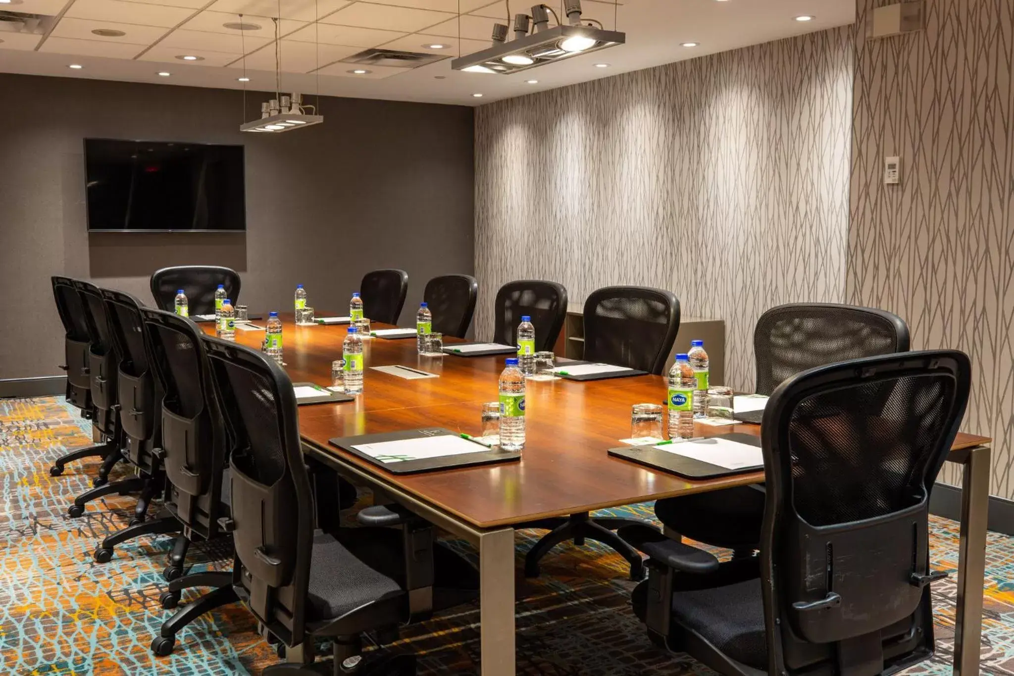 Meeting/conference room in Holiday Inn Toronto Downtown Centre, an IHG Hotel