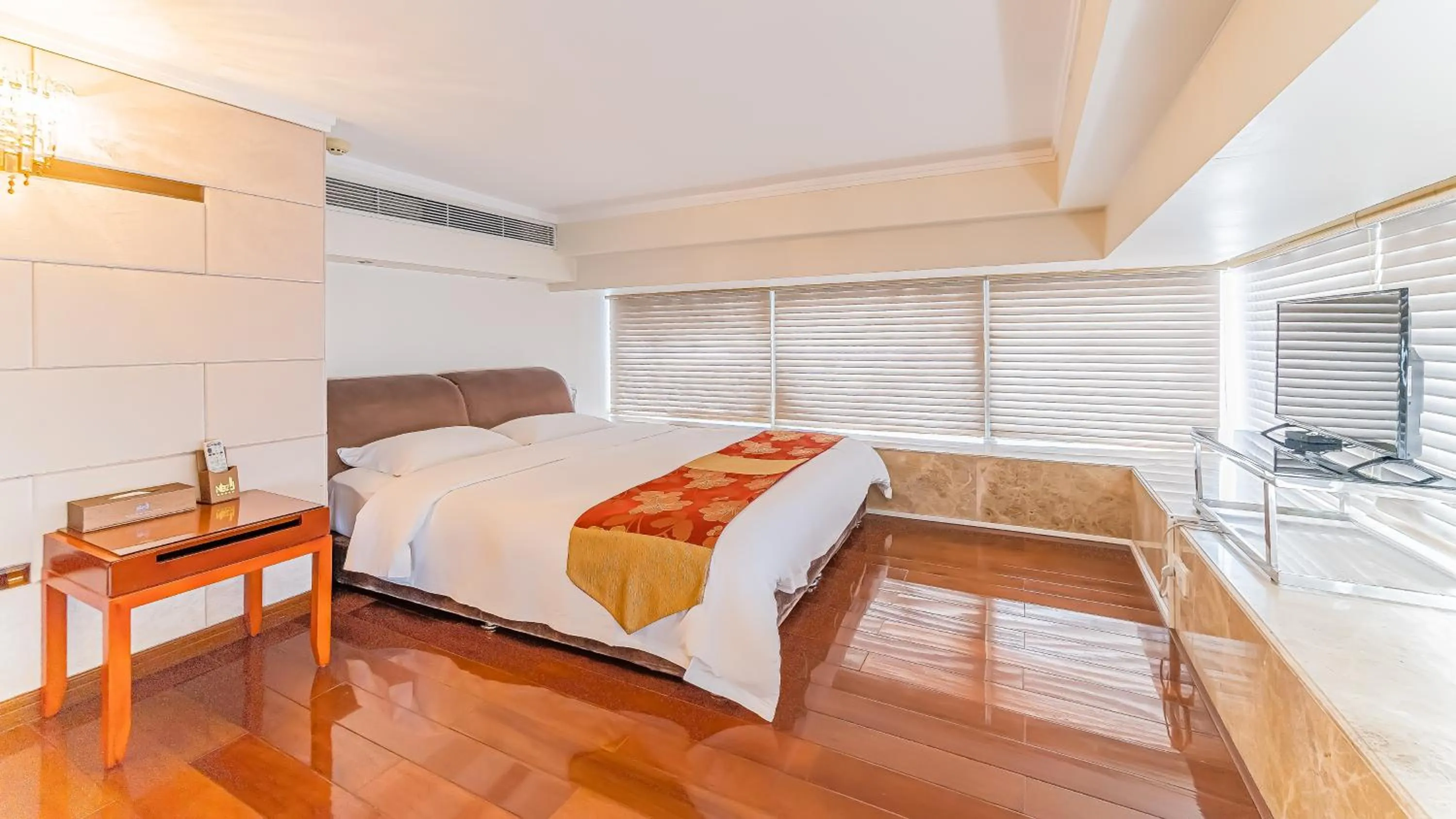 Bed in South & North International Apartment Beijing Road