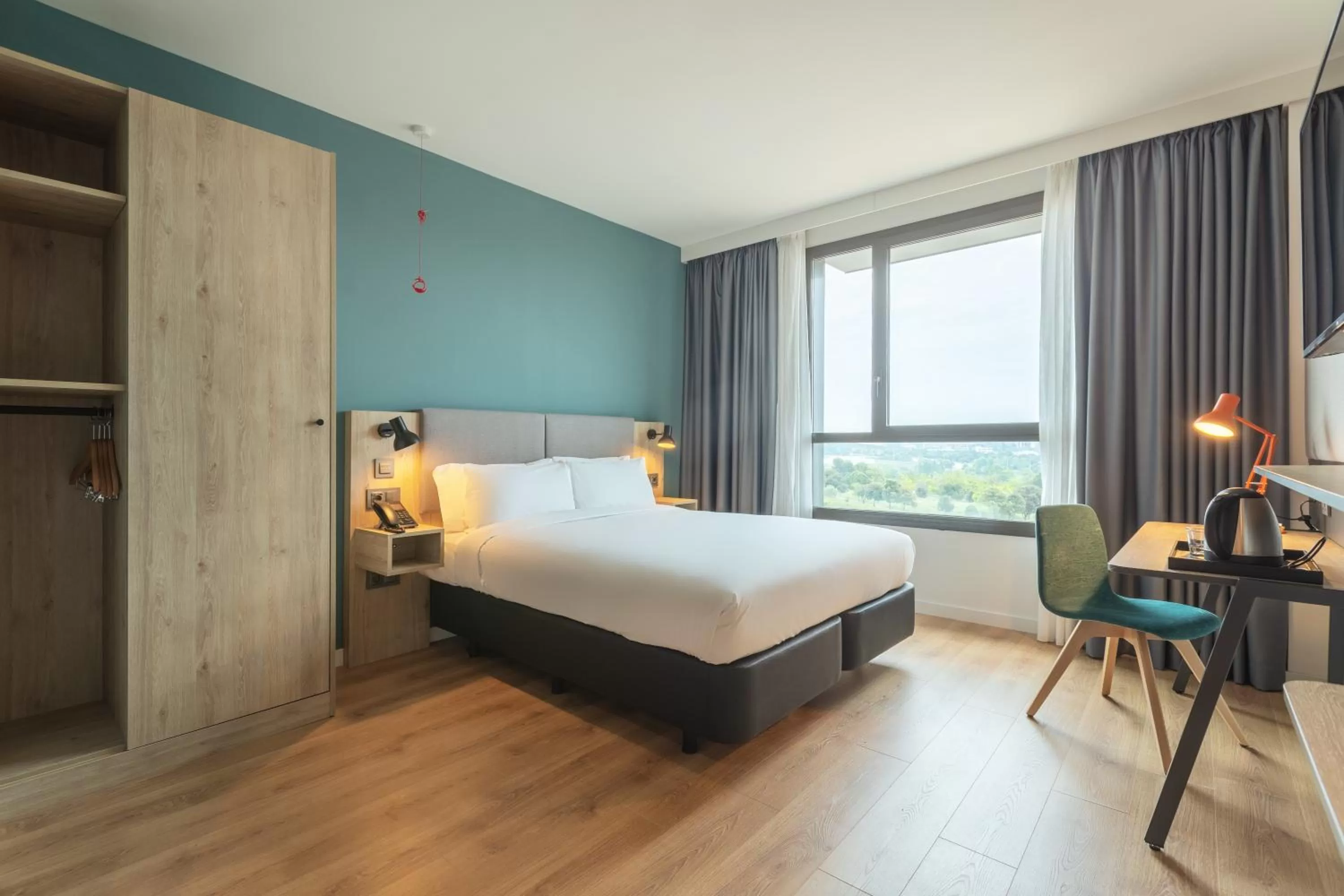Photo of the whole room, Bed in Holiday Inn Barcelona - Sant Cugat by IHG