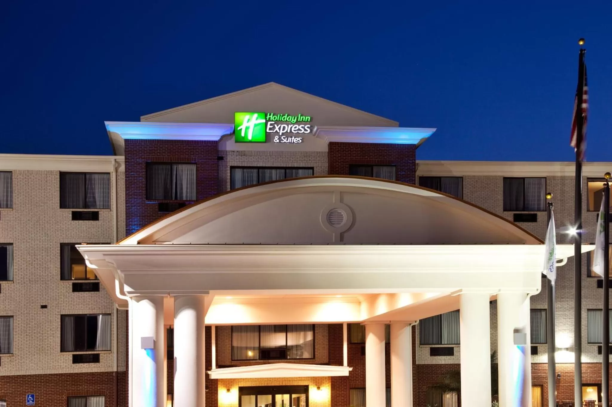 Property building in Holiday Inn Express Hotel & Suites Biloxi- Ocean Springs by IHG