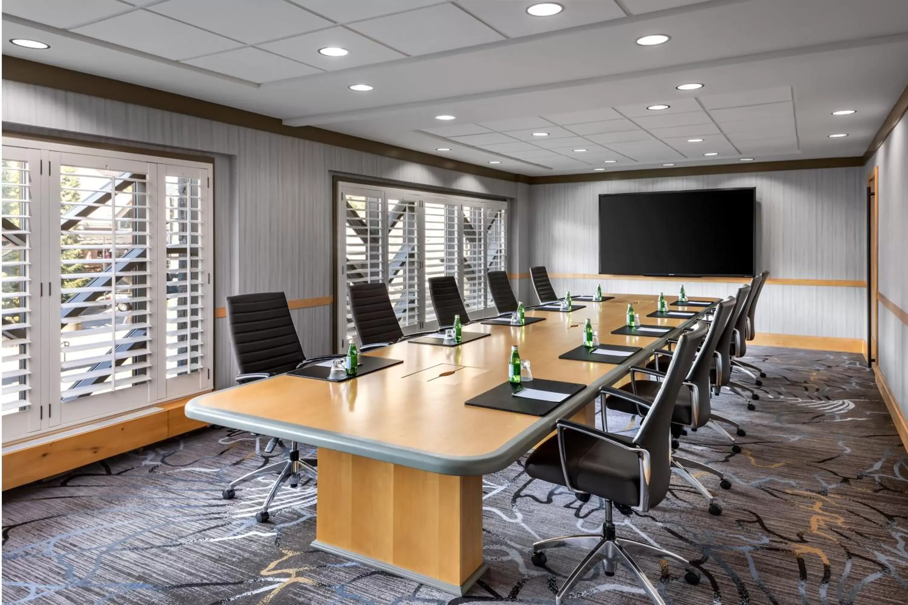 Meeting/conference room in The Westin Resort & Spa, Whistler