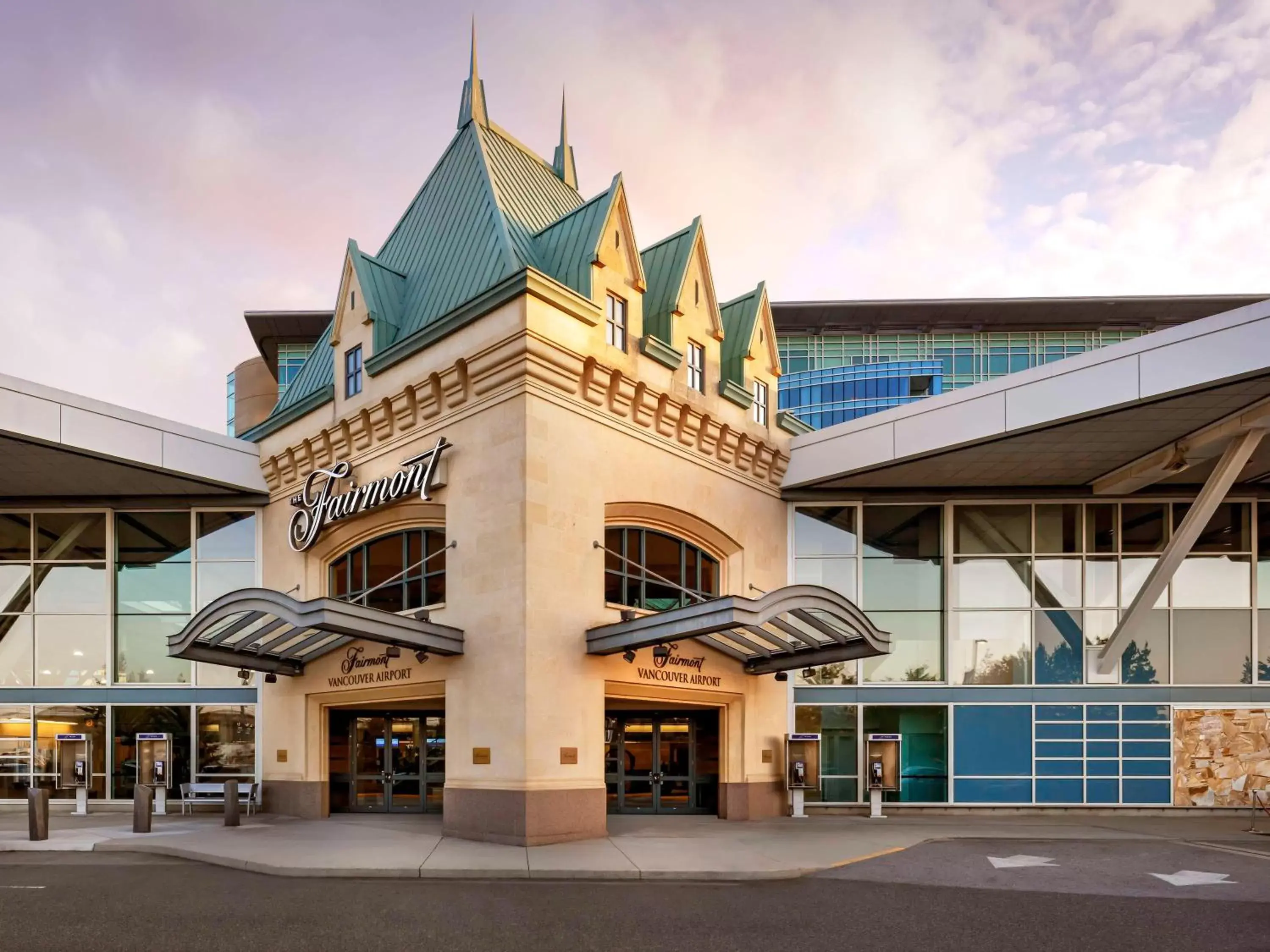 Property Building in Fairmont Vancouver Airport In-Terminal Hotel